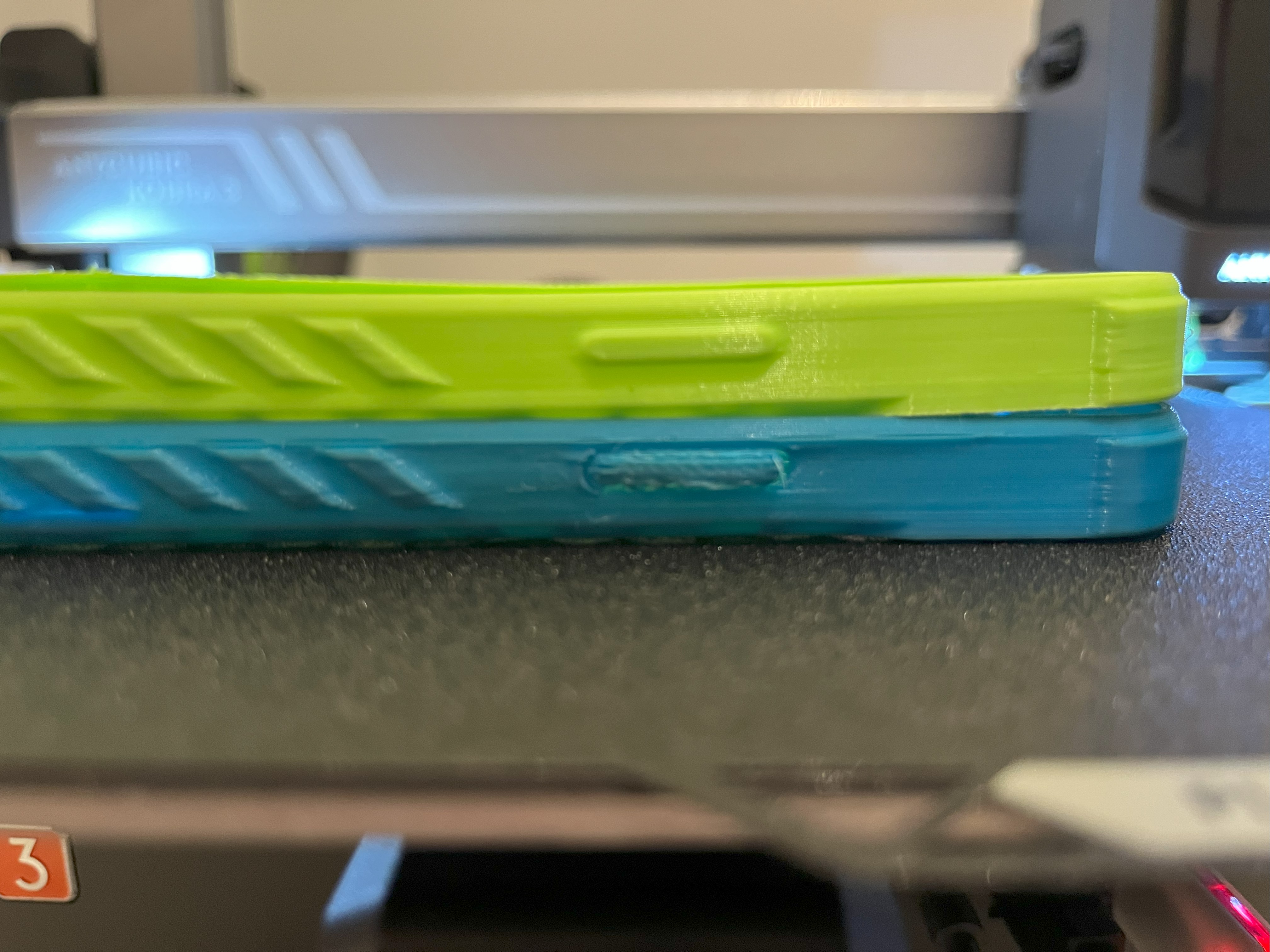 Miniatura 2 do modelo 3D iPhone 13 case