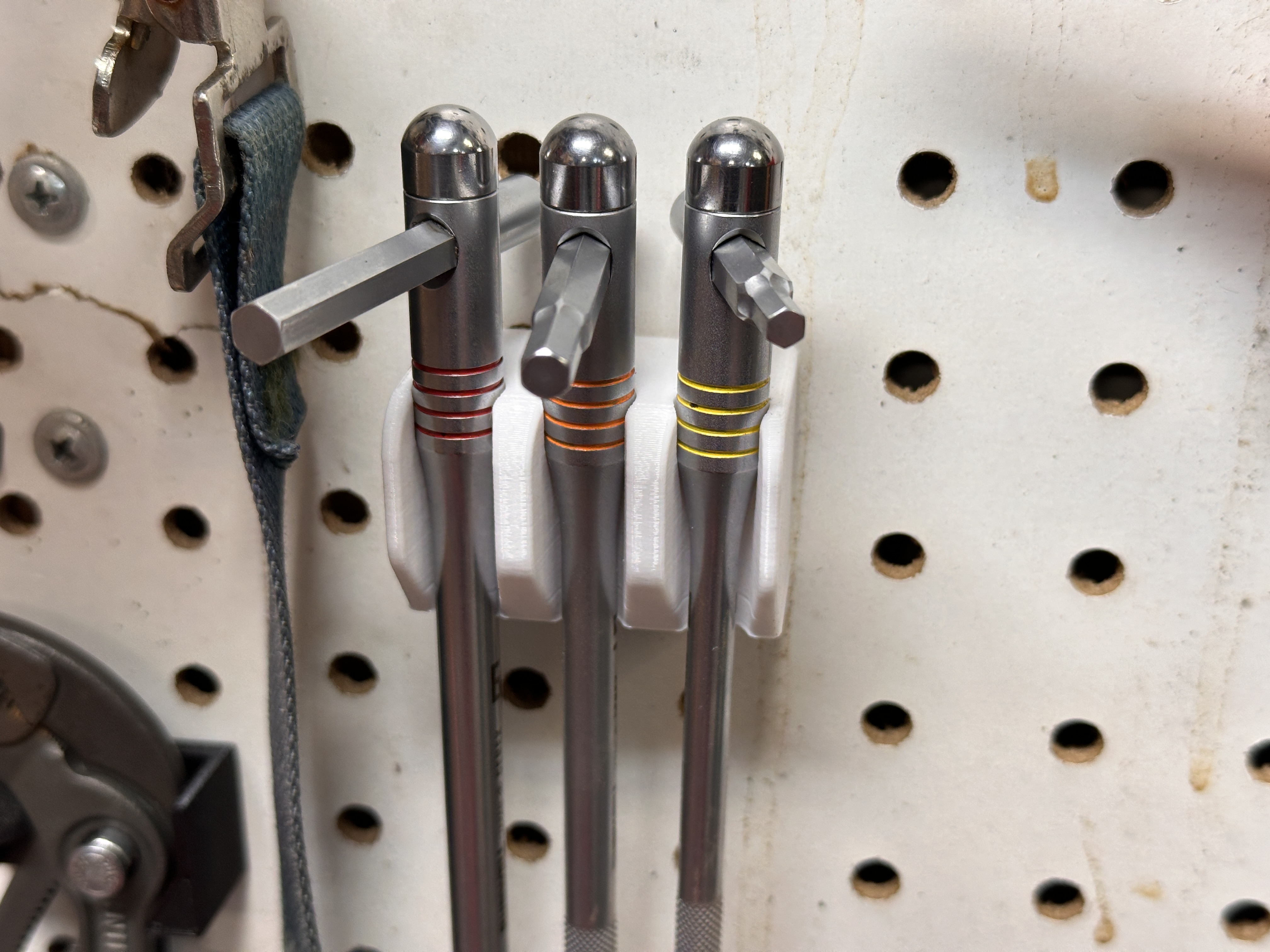 Pegboard or wall mount holder for Runwell hex keys