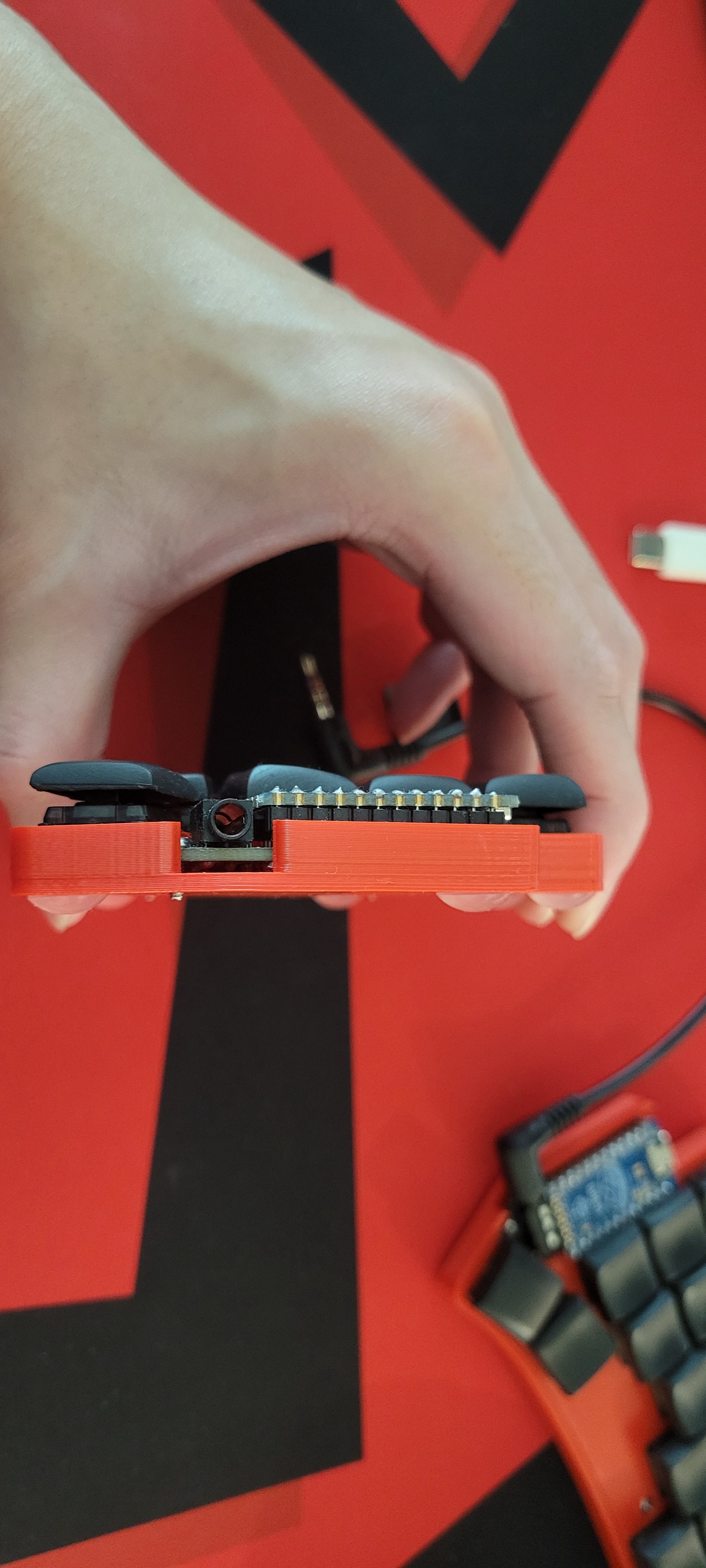 Thin Ferris Sweep Case — miniatura 4