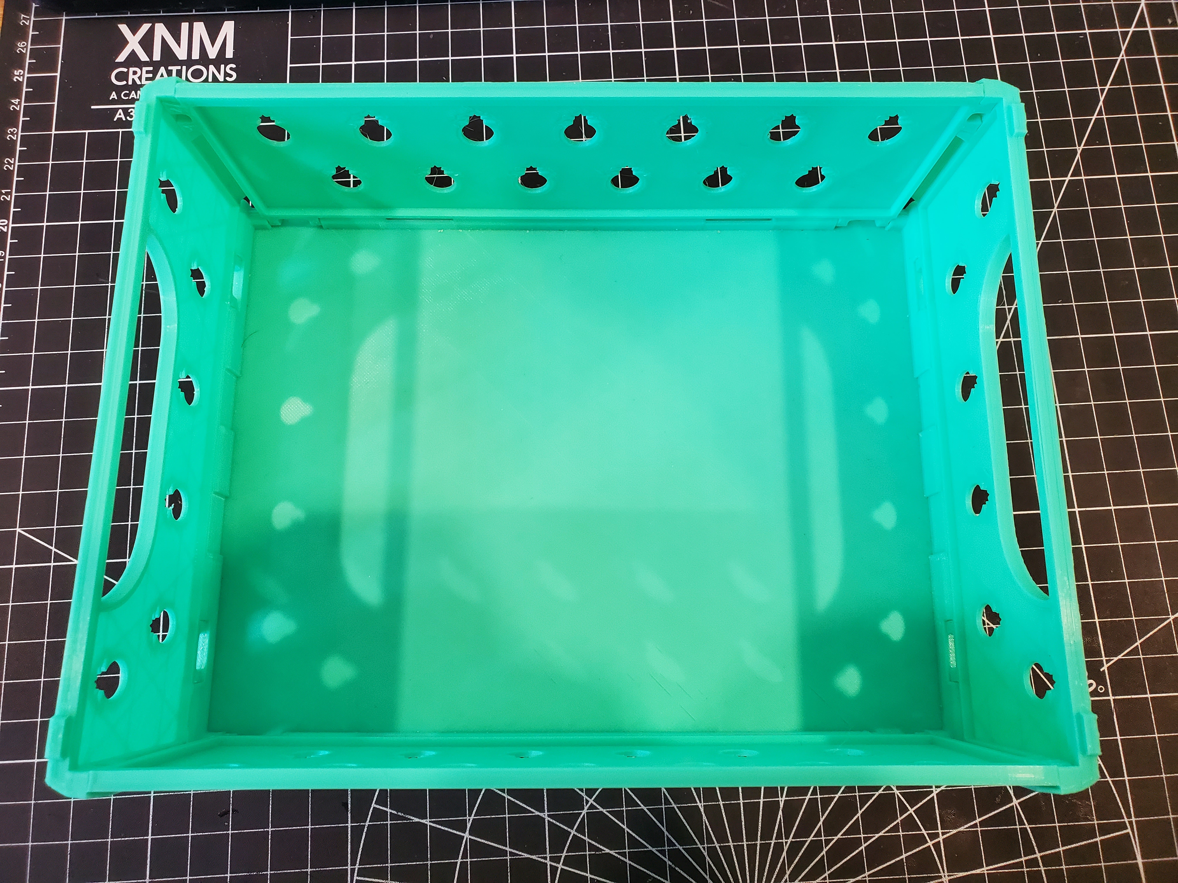 Miniatura 4 do modelo 3D Customizable, foldable and stackable project boxes