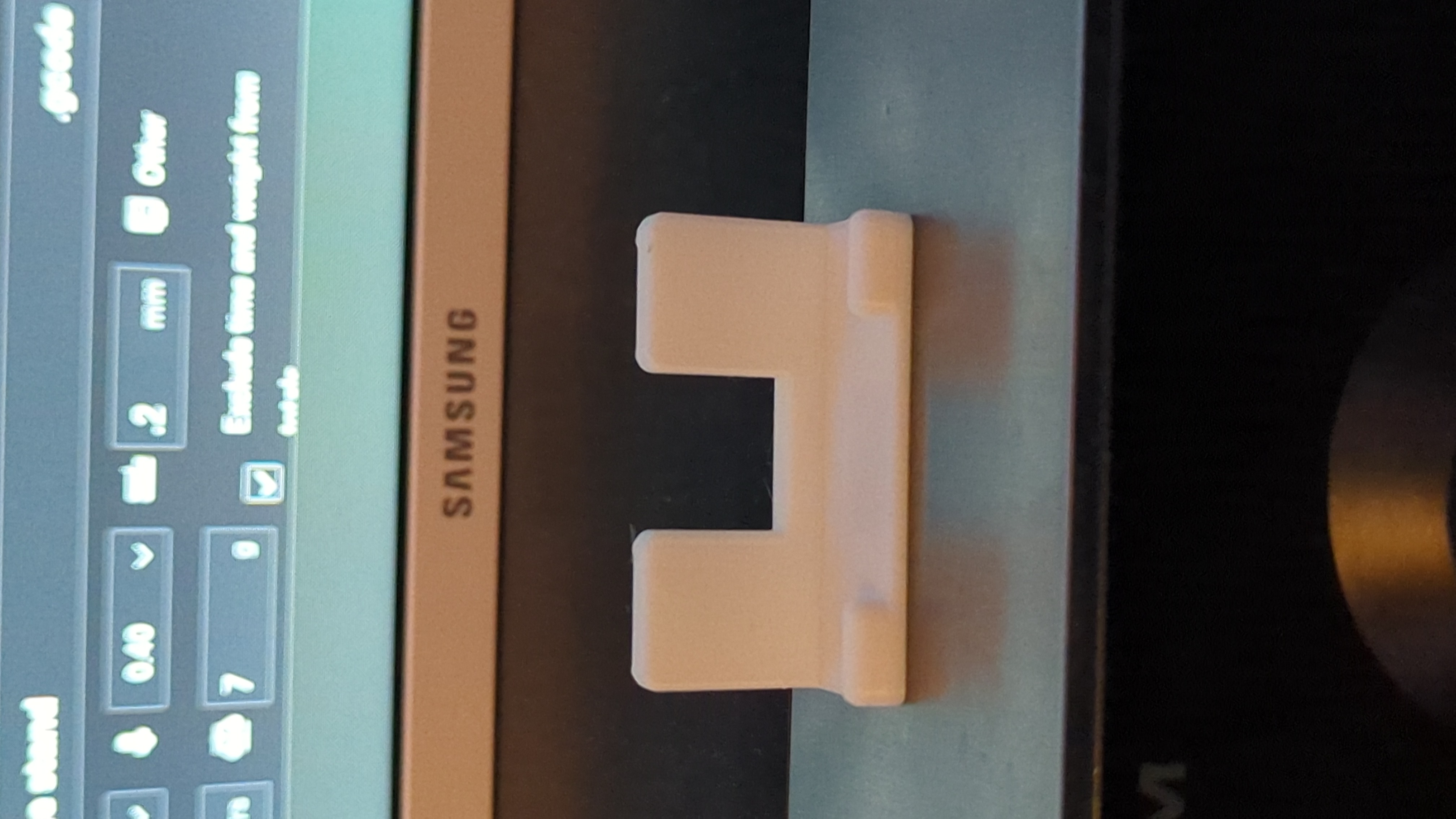 Tiny Phone stand