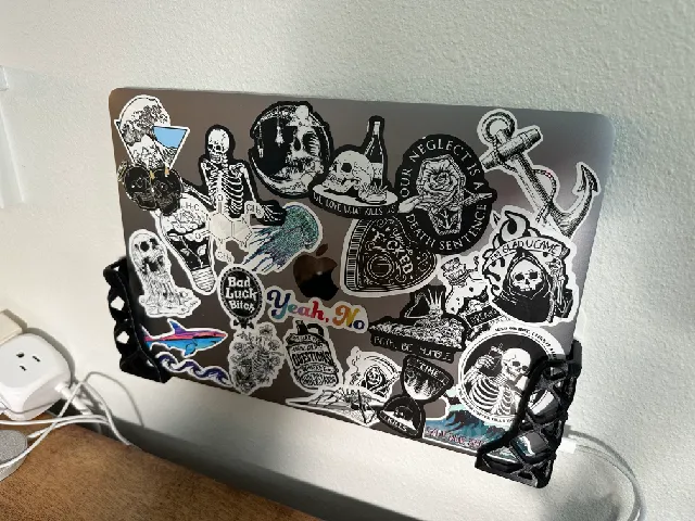 Laptop wall mount