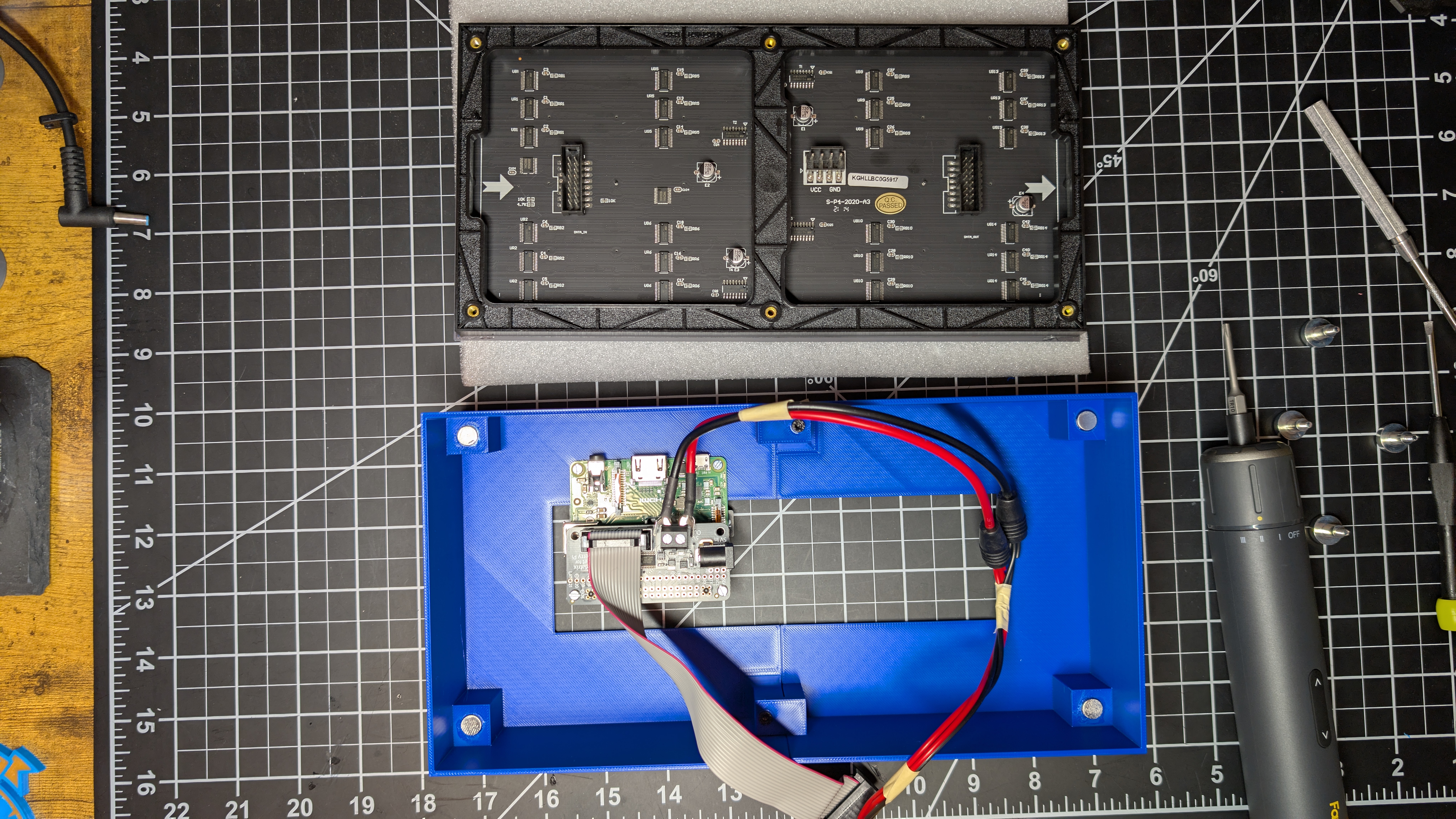 Miniatura 3 do modelo 3D Tracker Clock Case LED Matrix