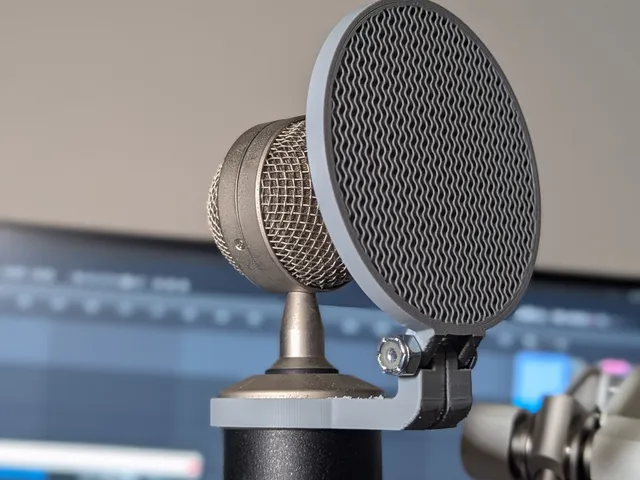 Pop filter mount for Blue Baby Bottle microphone