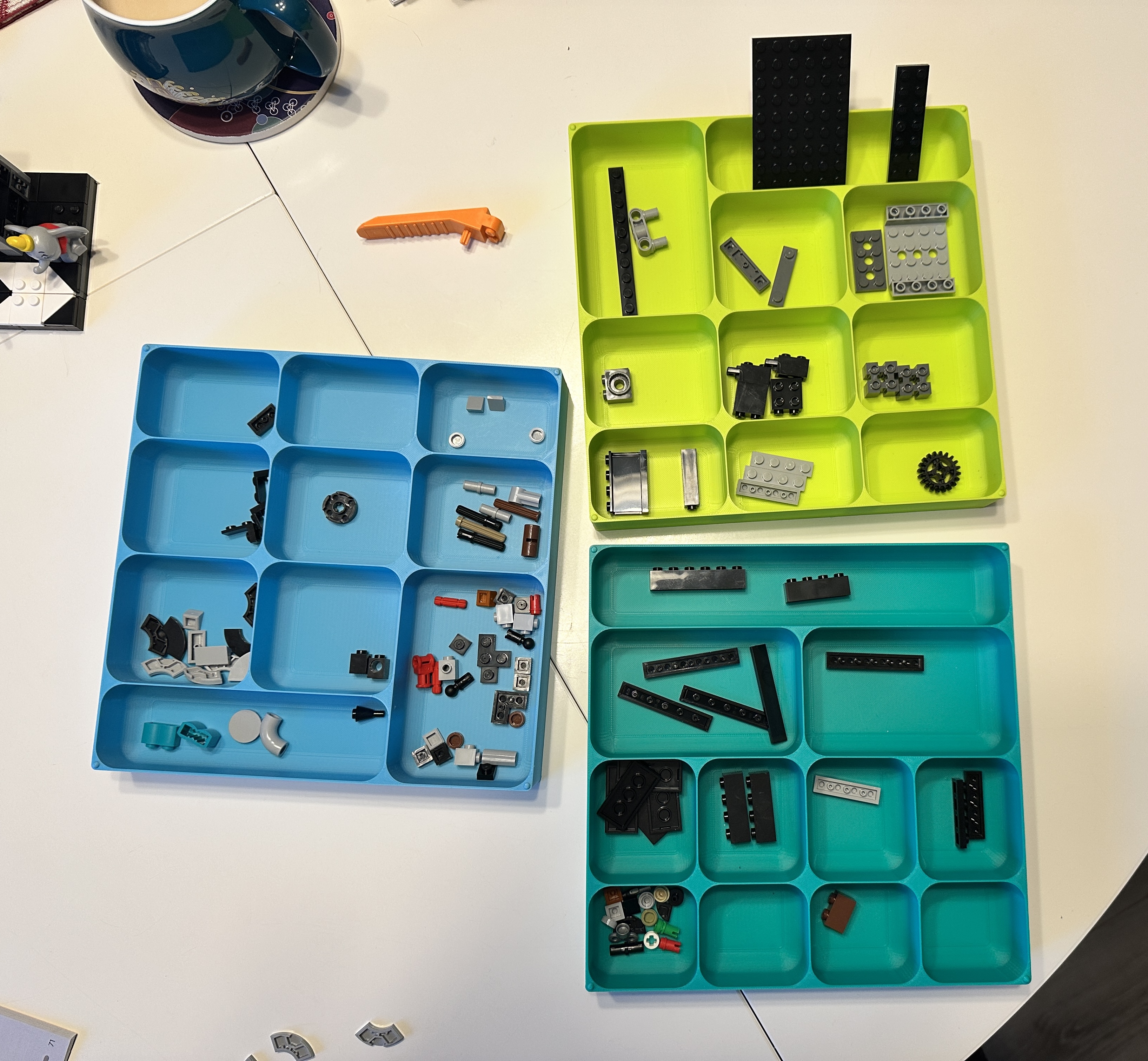 Miniatura 12 do modelo 3D Small parts sorting tray