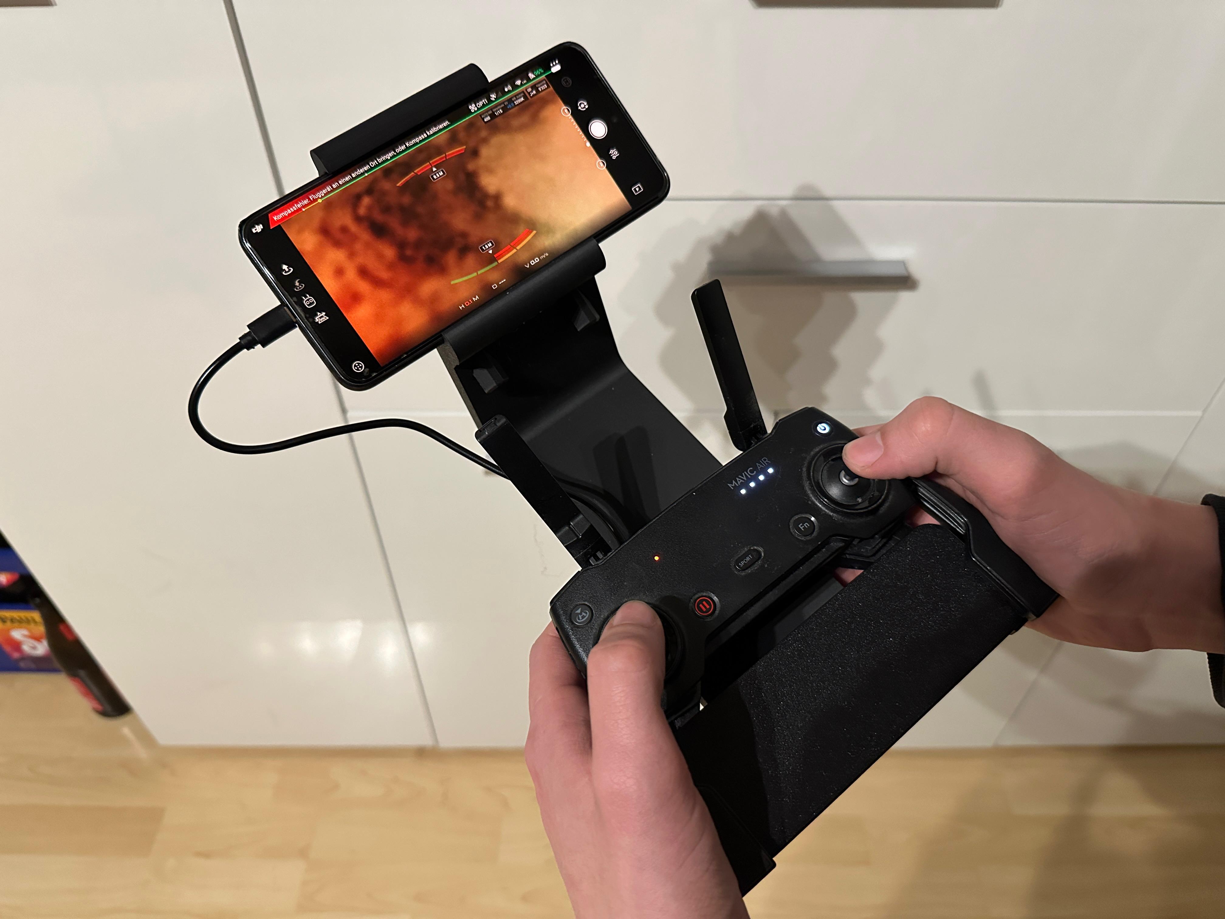 DJI Mavic Air 1: Smartphone-Adapter v1