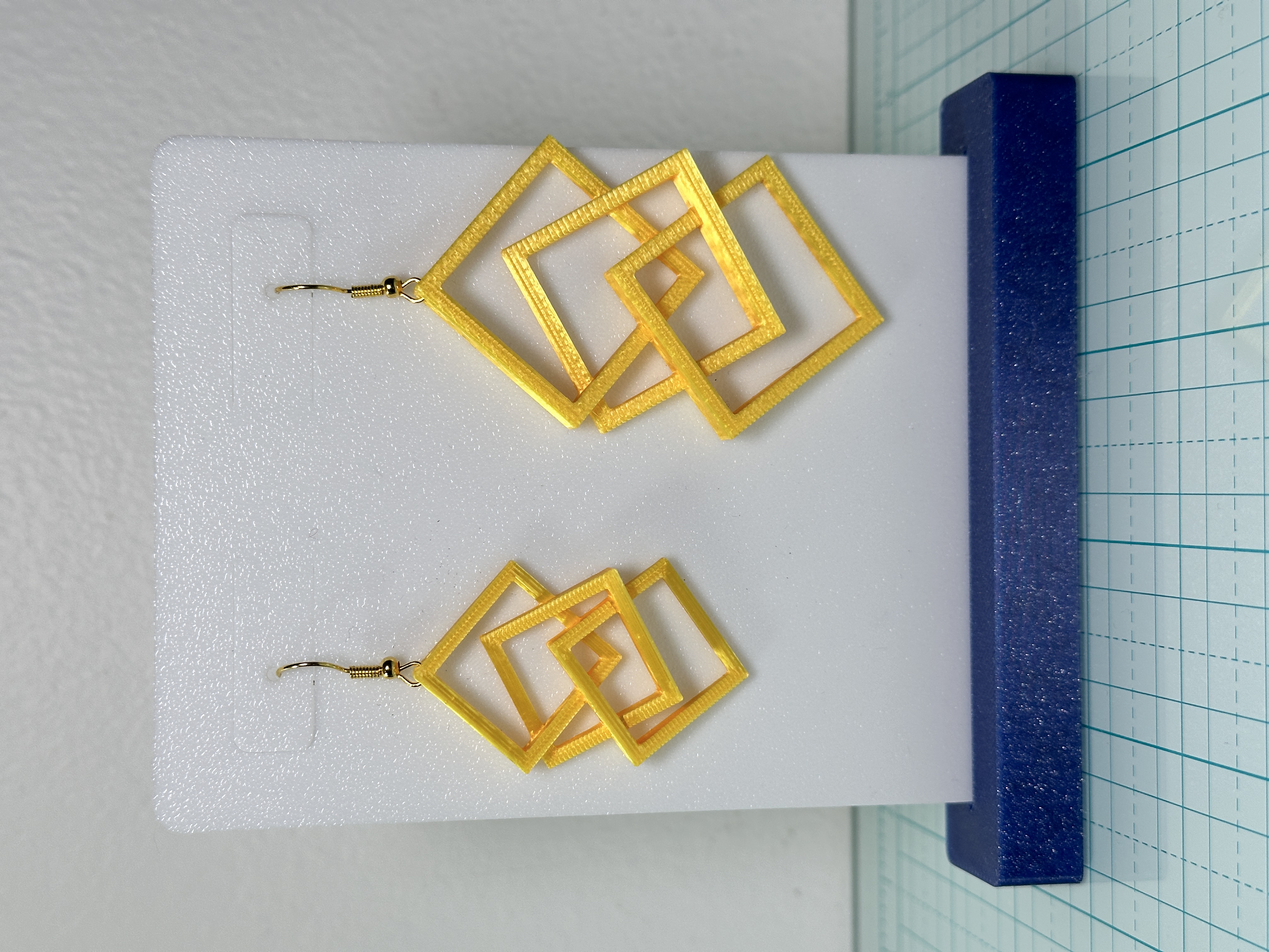 Miniatura 4 do modelo 3D Square Earrings
