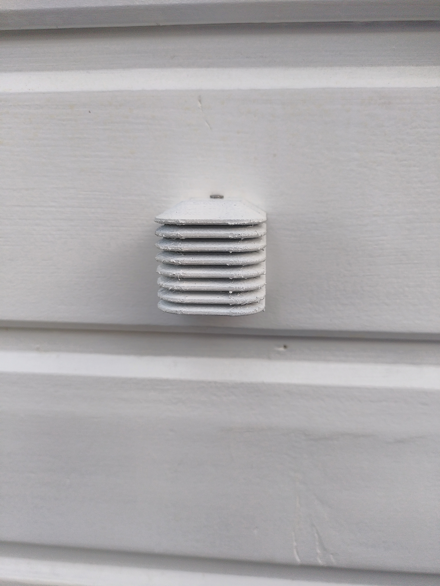Outdoor DHT11 sensor mount