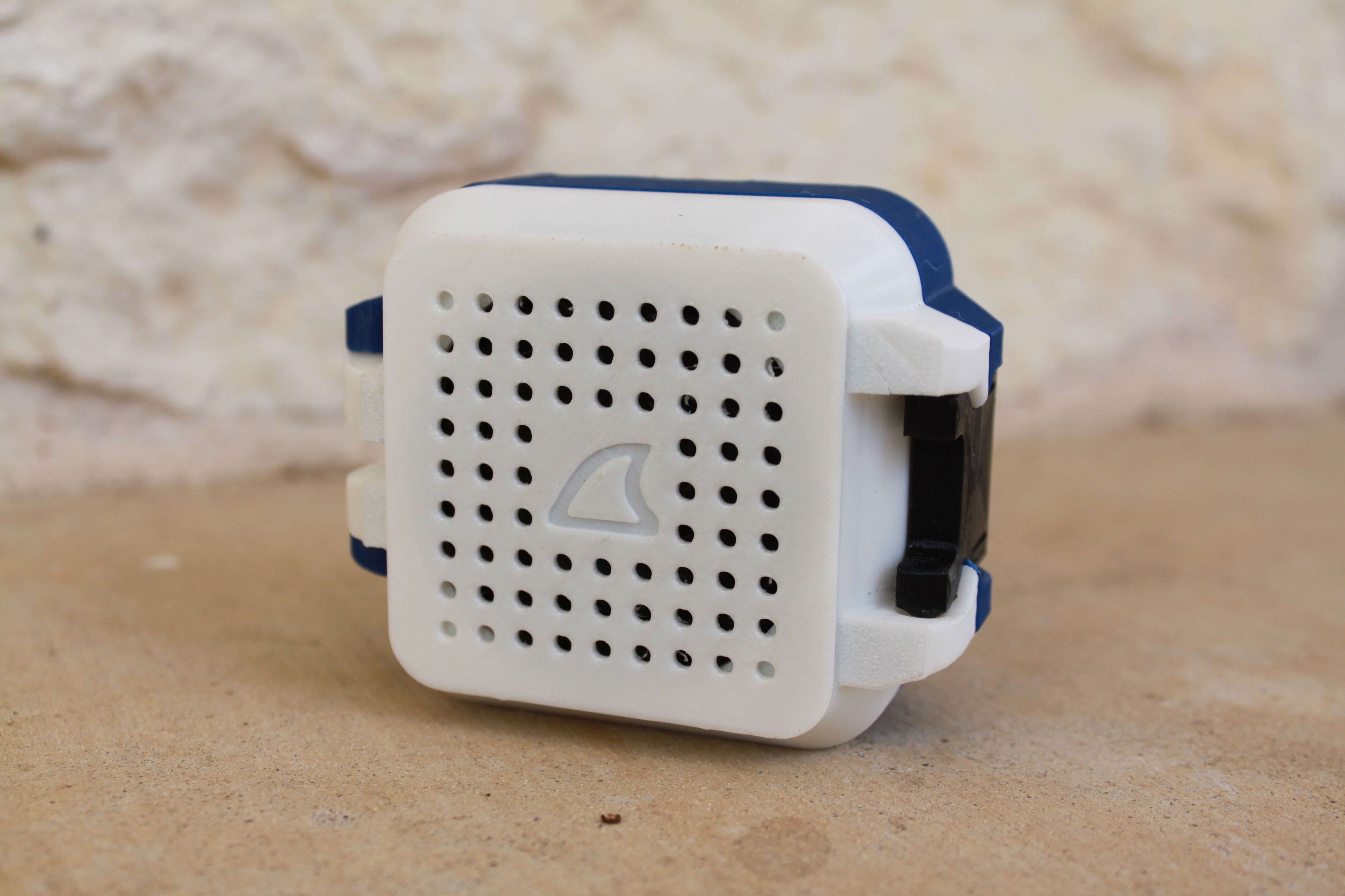 Snaplock Box Speaker