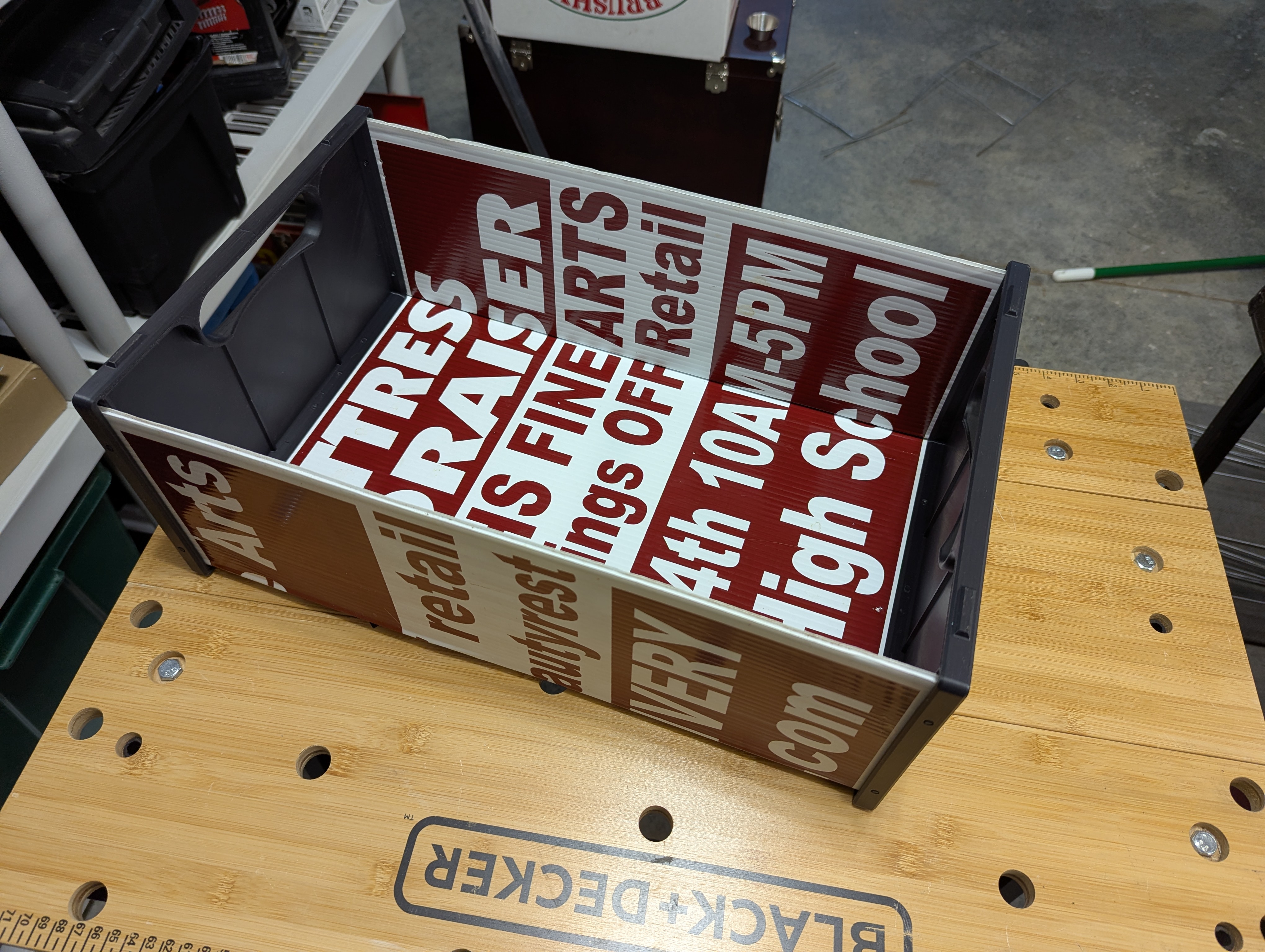 Recycled Sign Box — miniatura 2