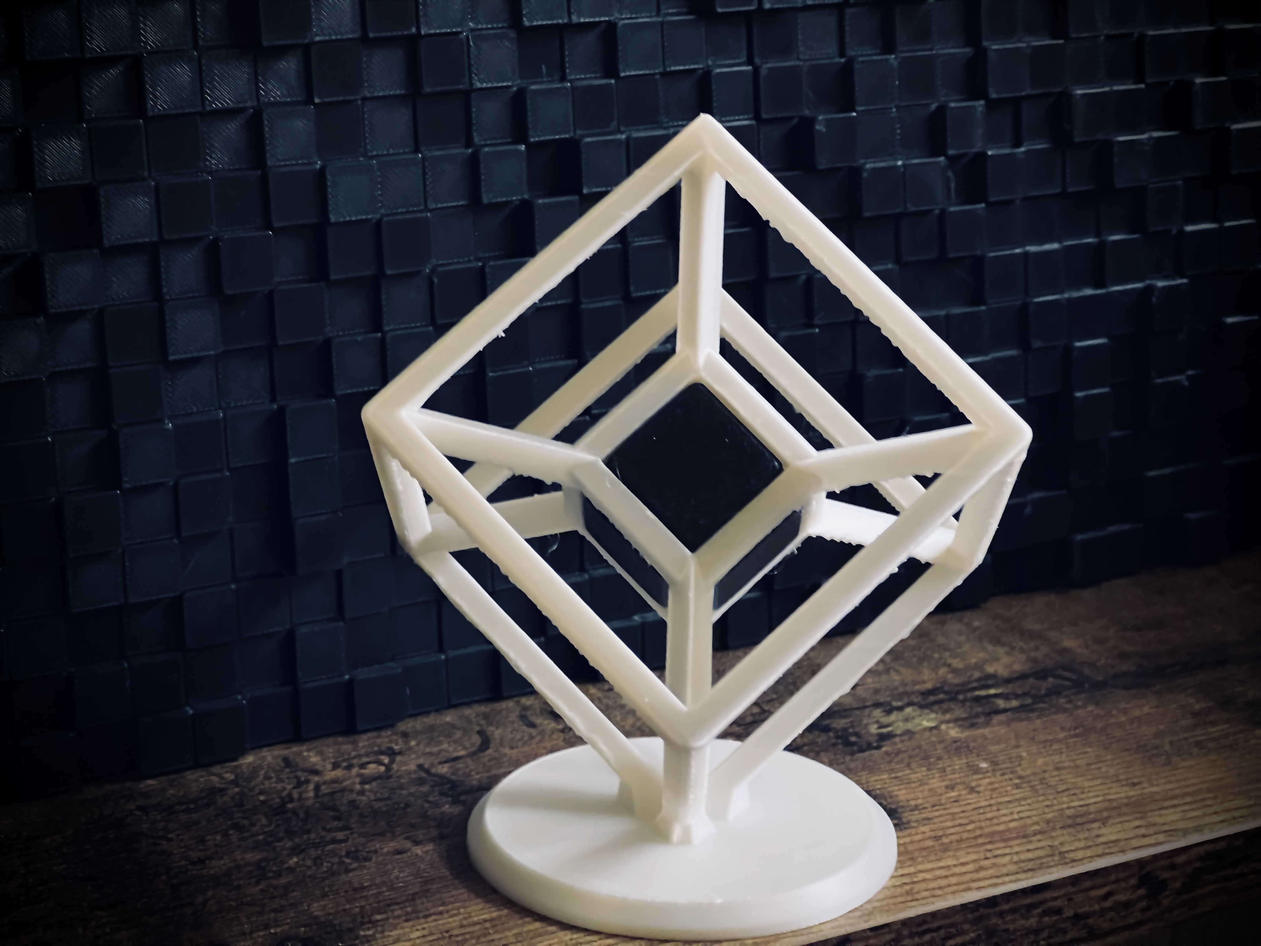 Miniatura 2 do modelo 3D Hypercube Ornament Benchmark