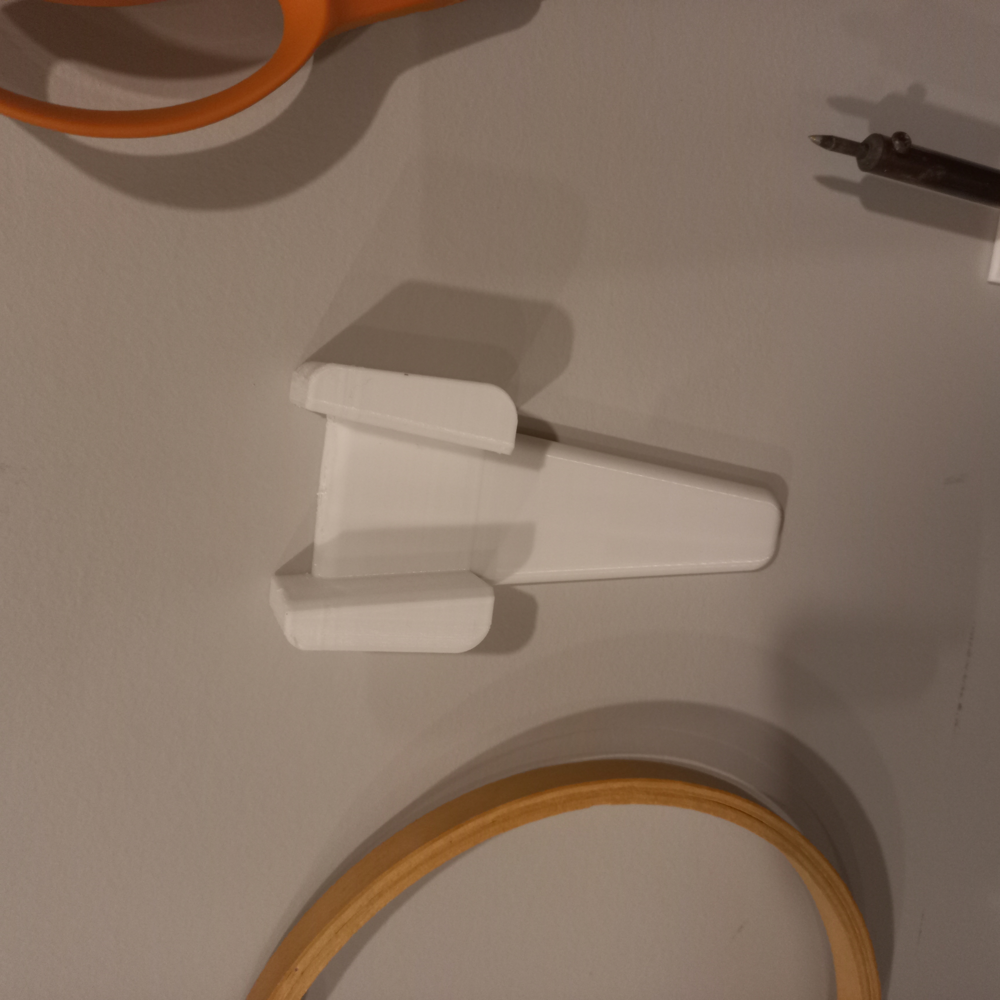fabric cutter hook — thumbnail 2