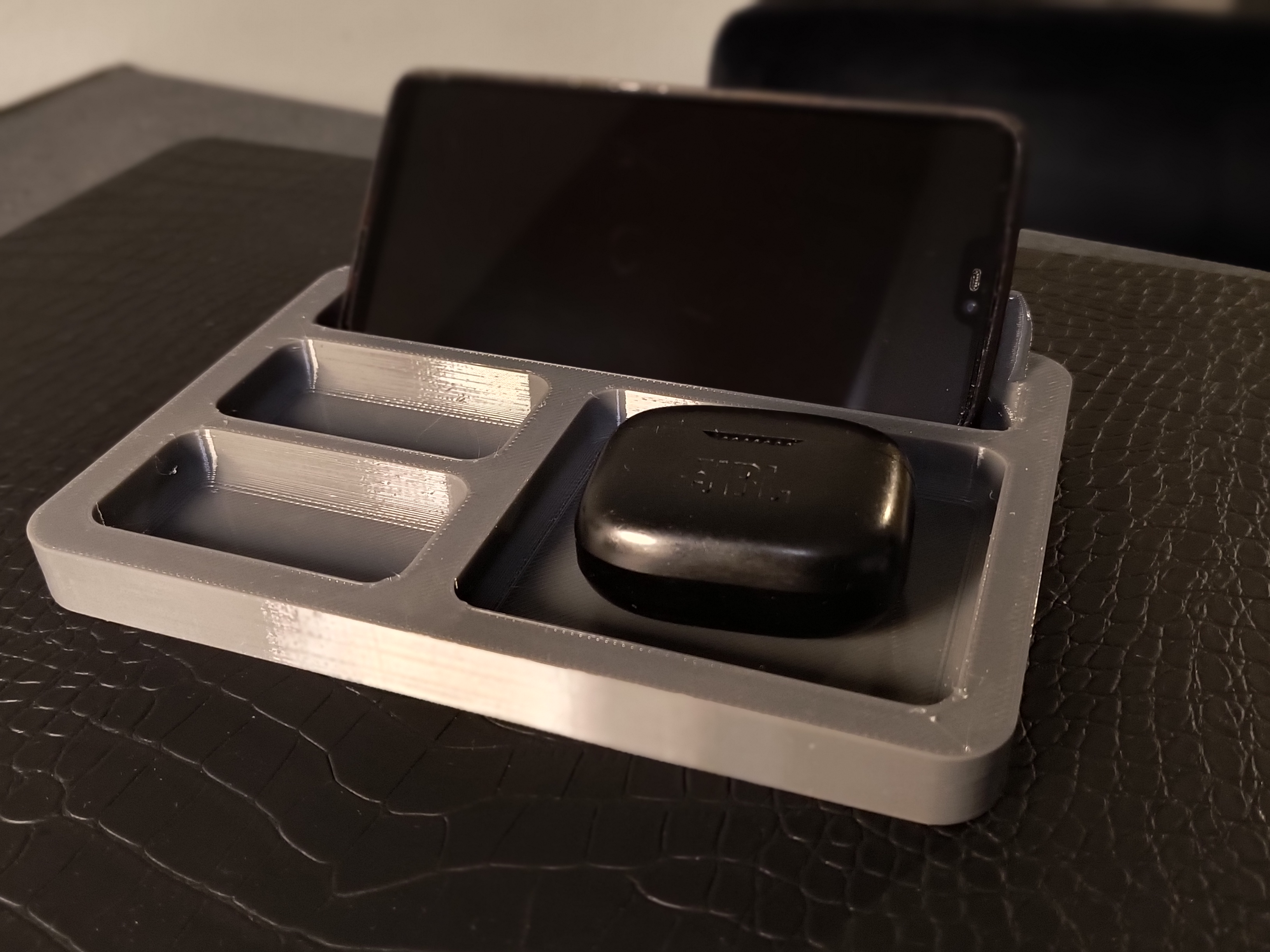 Minimalist Phone, Earbuds and Else Organizer