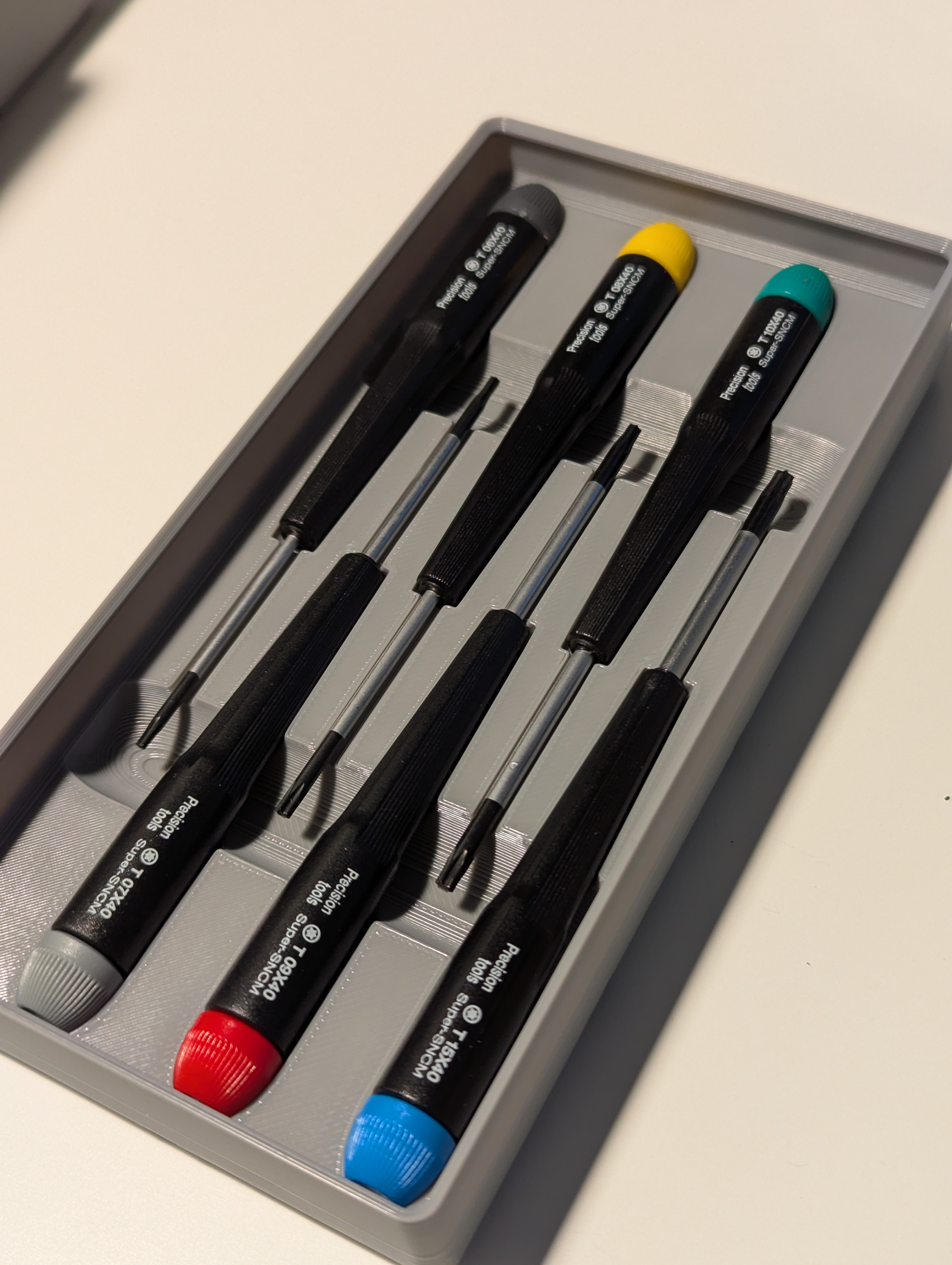 Miniatura 2 do modelo 3D Gridfinity Precision Screwdriver Set