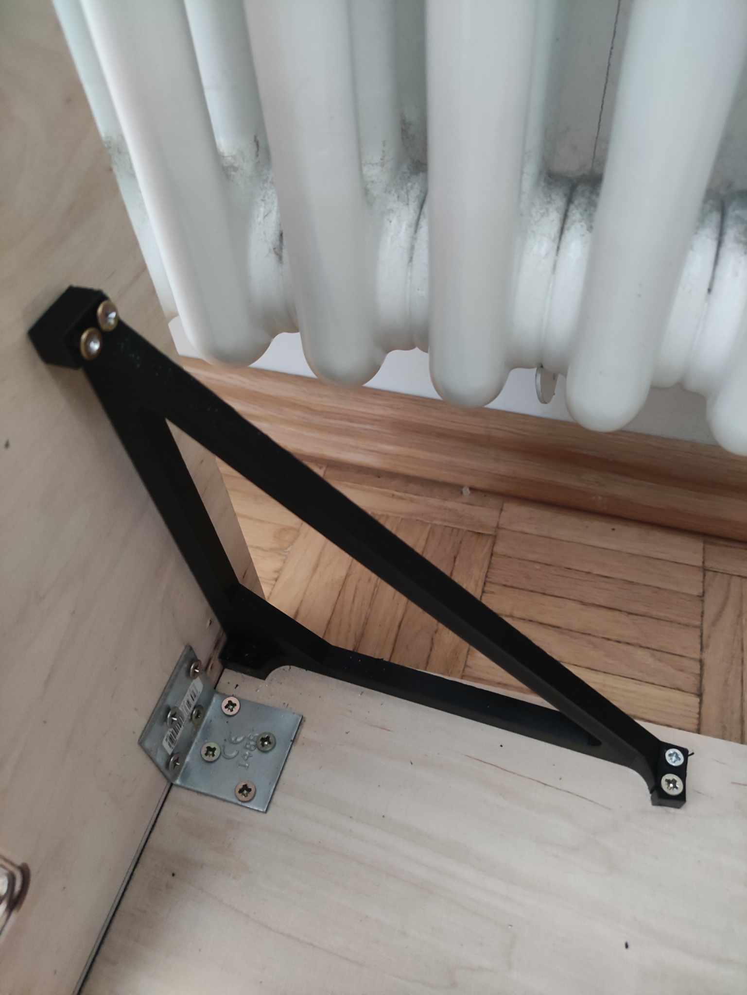 Large brackets- when length is important