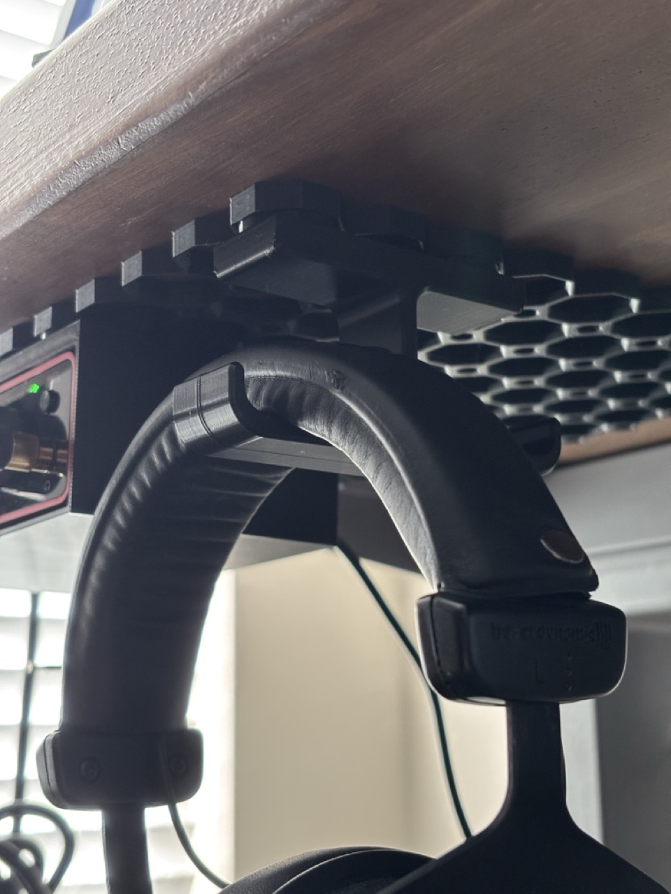 Headphone Hanger - Underware — miniatura 2