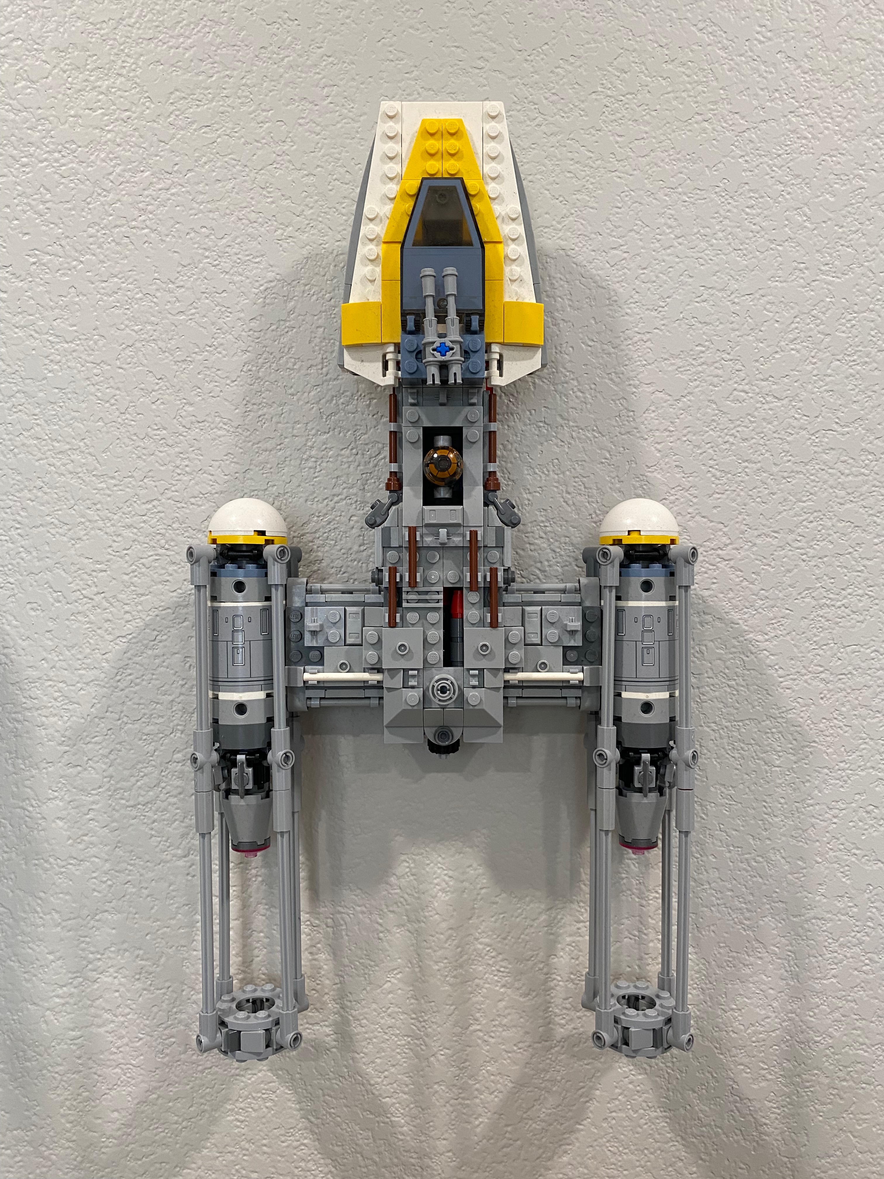 Wall Mount for LEGO Y-Wing (Kit 75172)