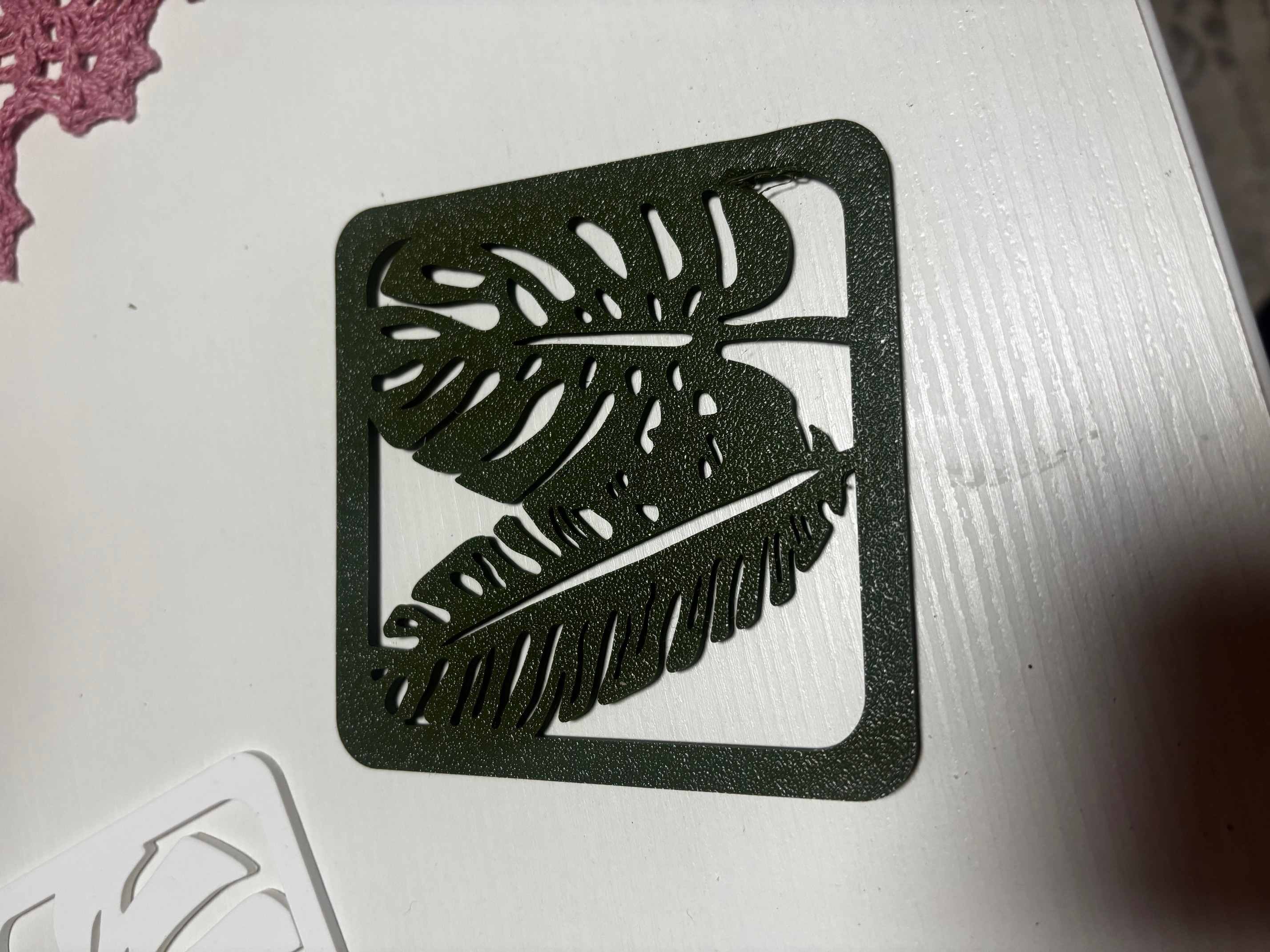 Leaf design beverage coaster