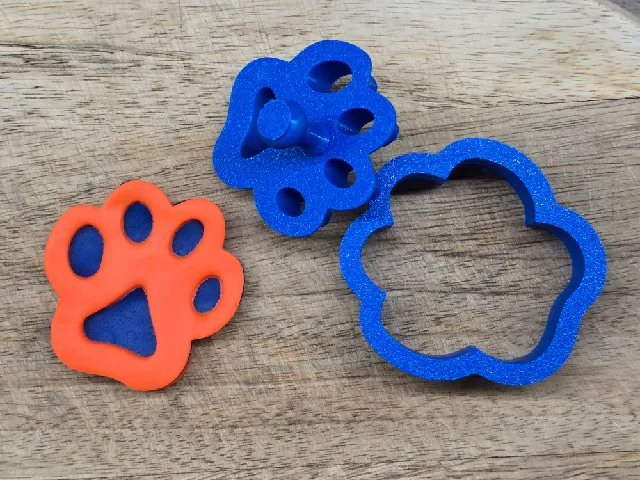 paw footprint cookie cutter