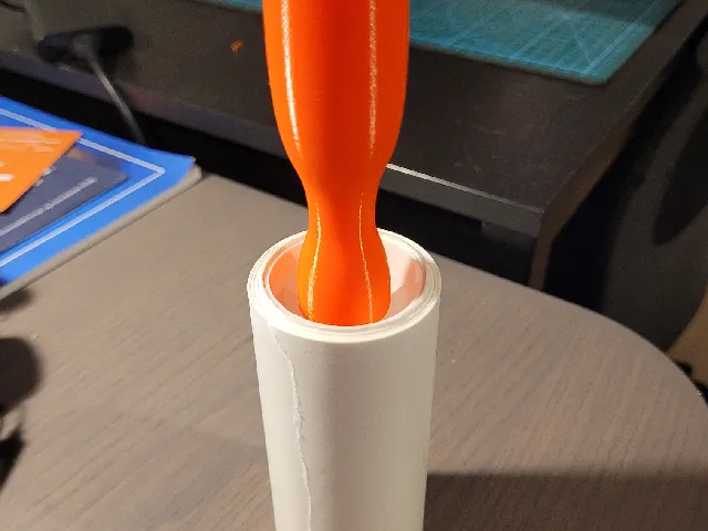 Lint roller handle