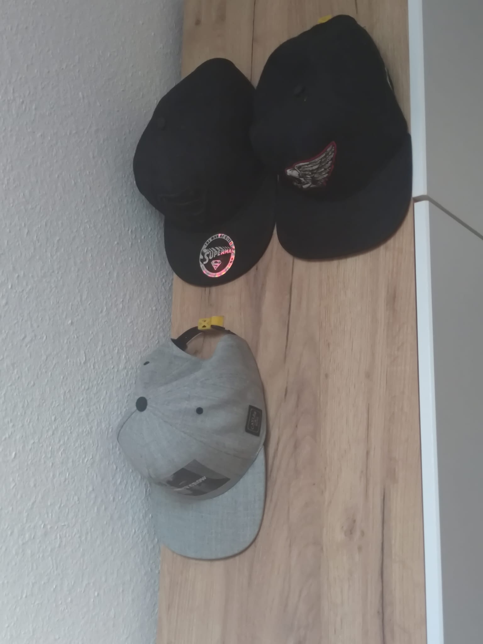 Miniatura 2 do modelo 3D Snapback Holder
