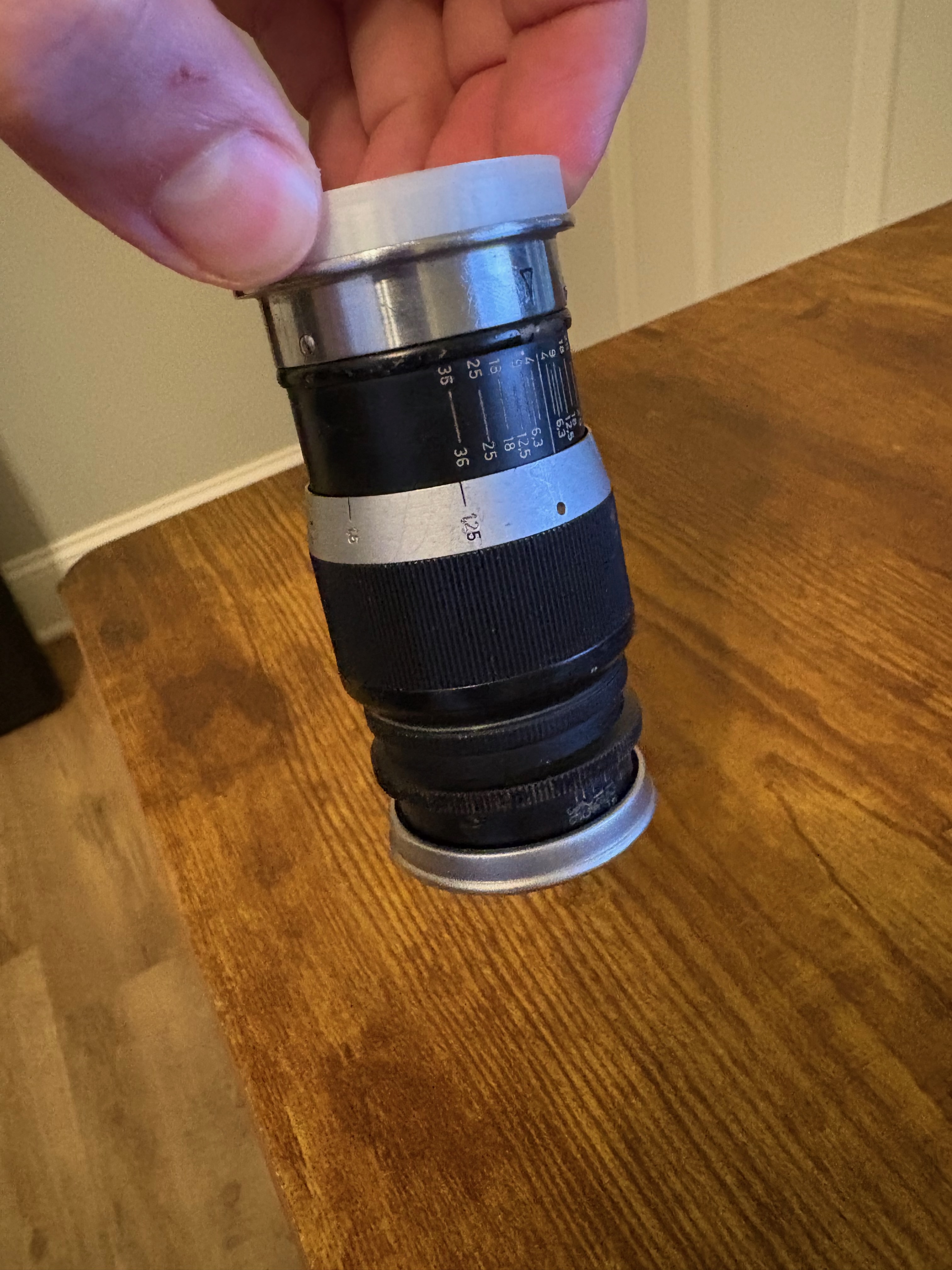 Screw on M39/L39 Leica screw cap LTM