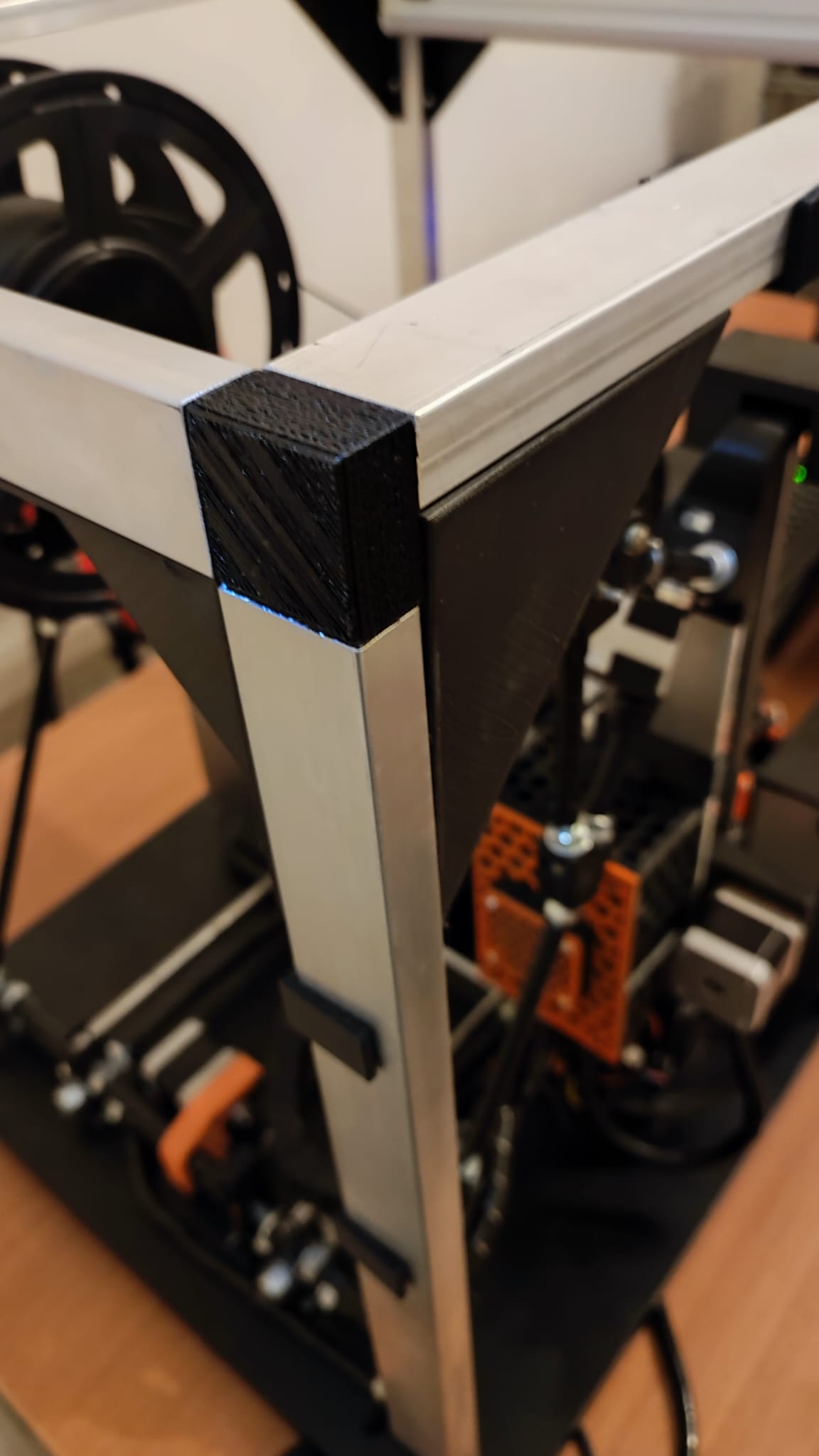 Miniatura 8 do modelo 3D 3D Printer enclosure frame
