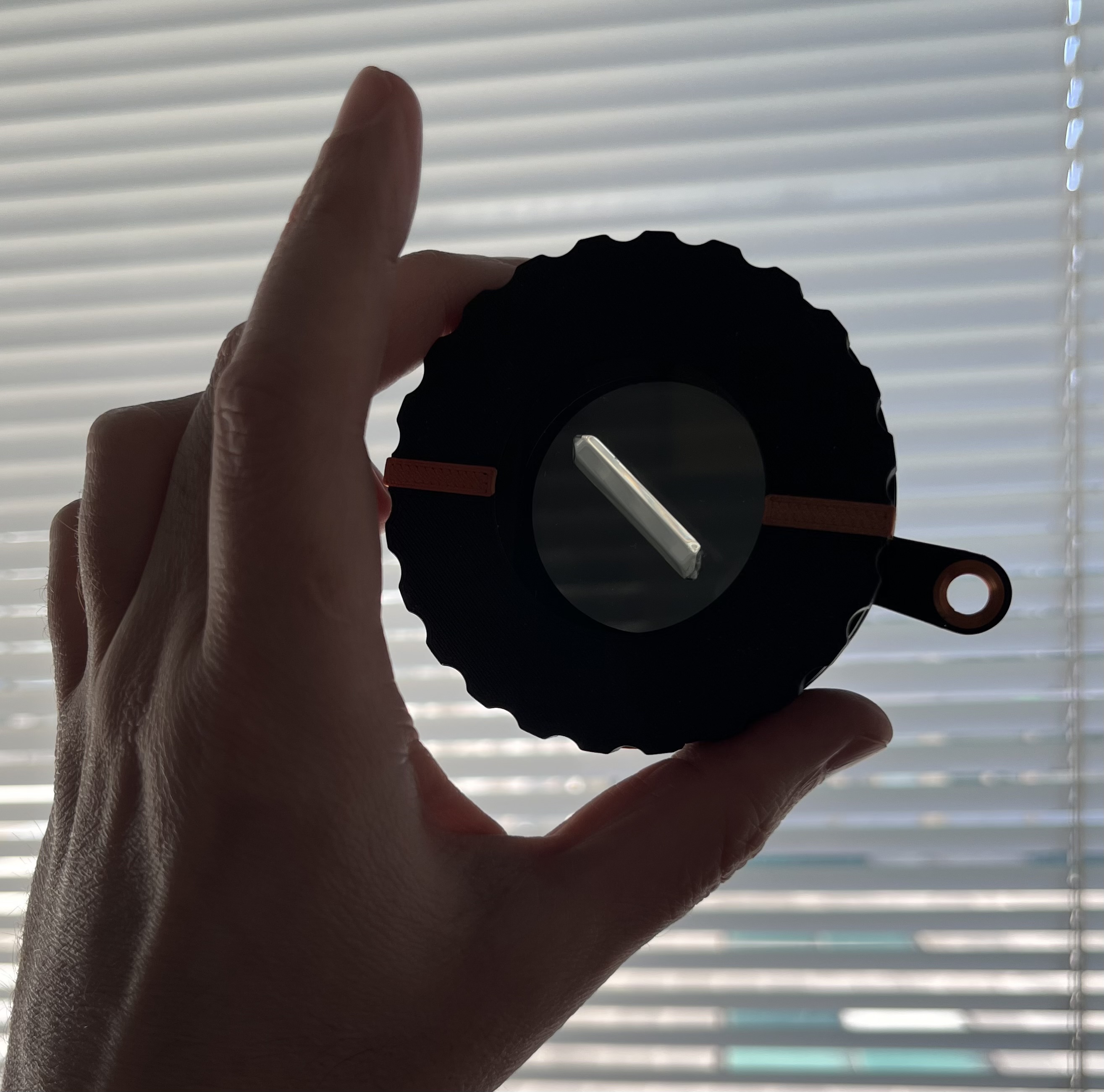 Cross-Polarization Demonstrator / Teaching Aid