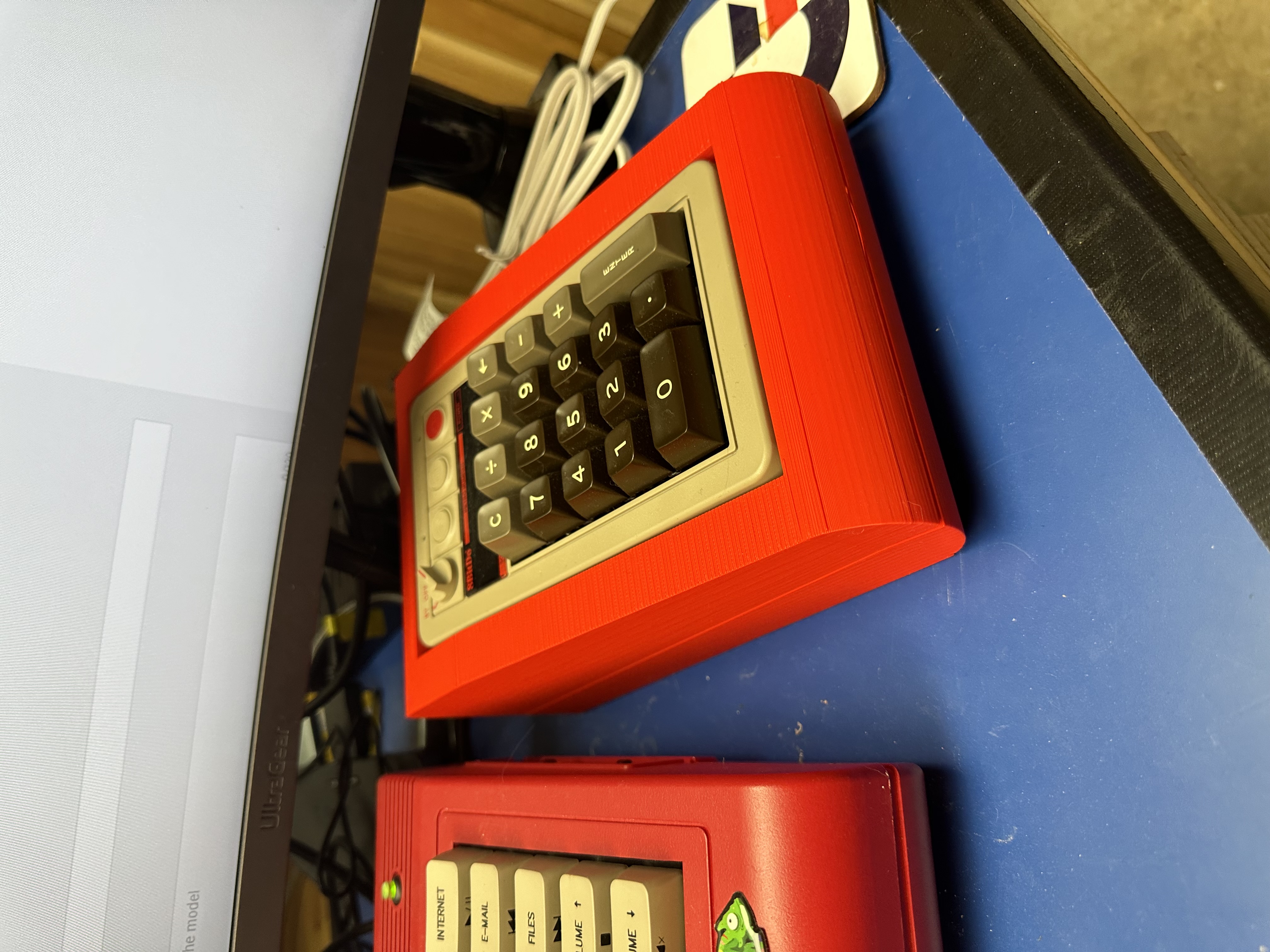 Keypad Cradle for the 8BitDo Keypad to go next to the C64X