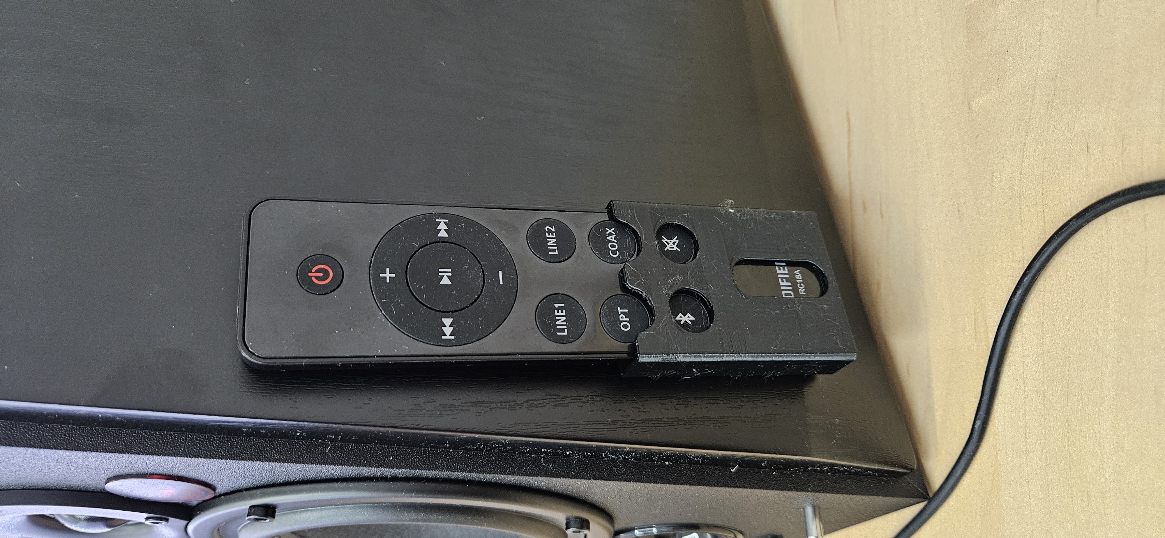 Remote control holder edifier r1855db