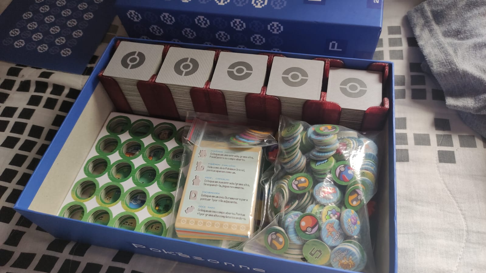 POKÉSONNE - INSERT - MAP TILES