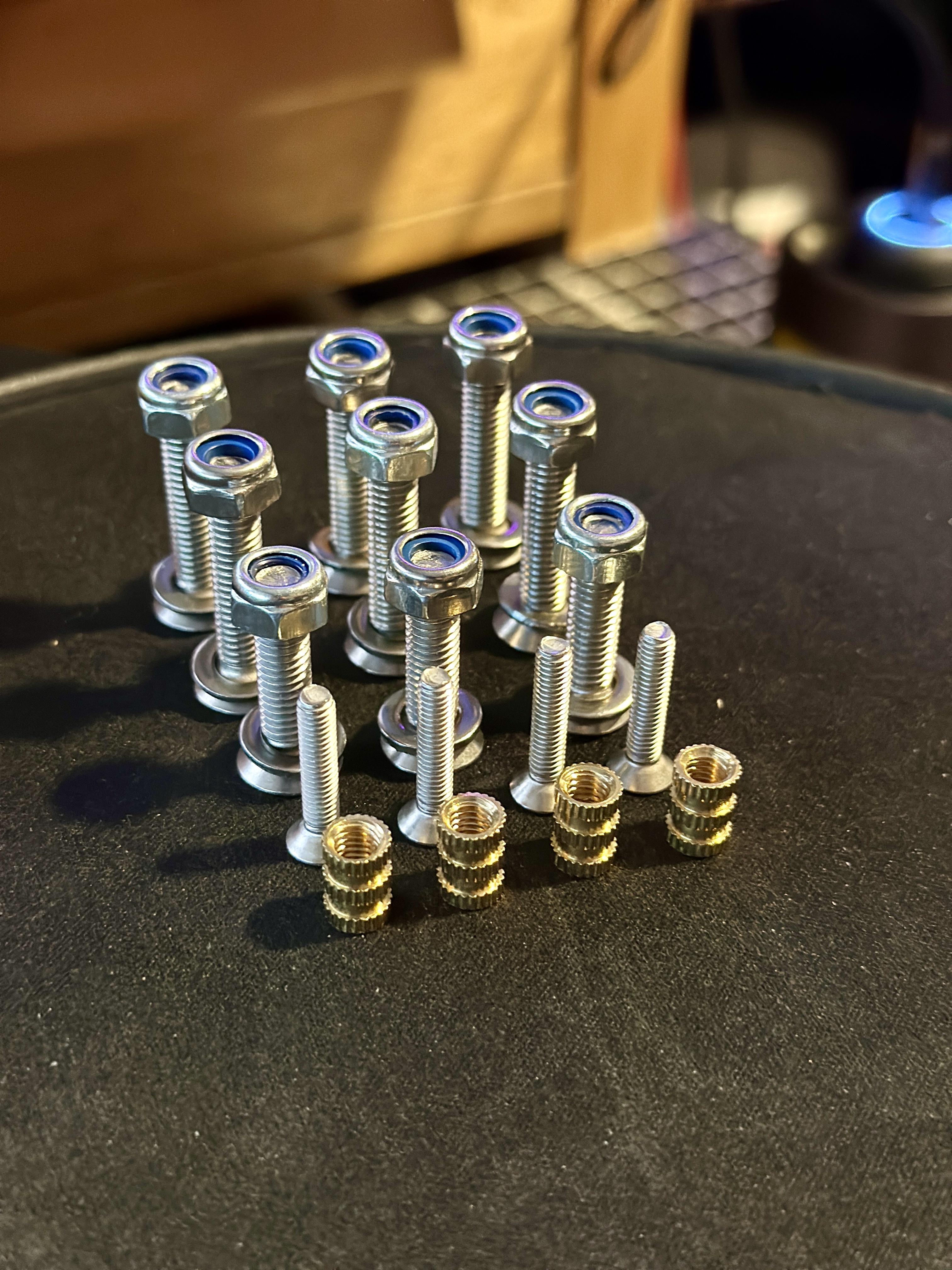 Miniatura 3 do modelo 3D ThrustMaster Warthog Desk/Table Stick Mount