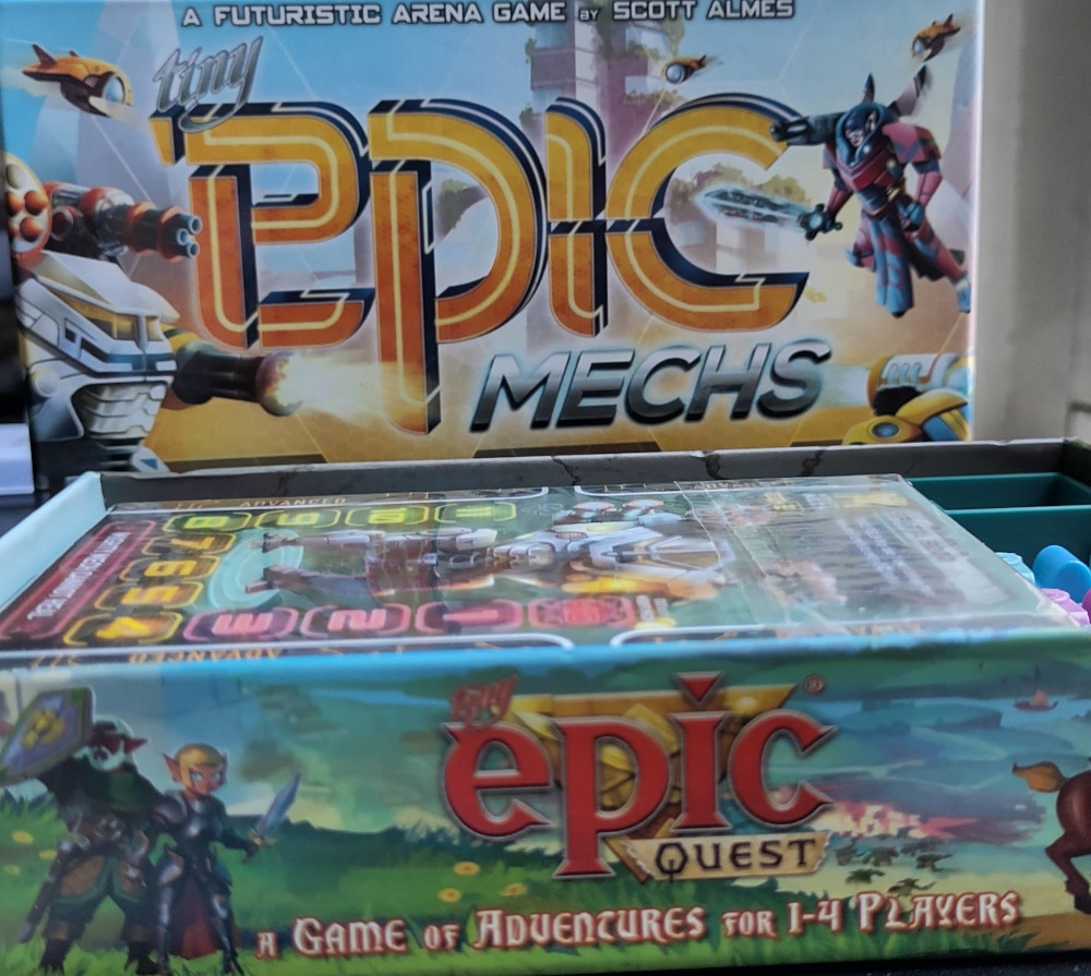 Miniatura 2 do modelo 3D Tiny Epic Mechs Box Organiser