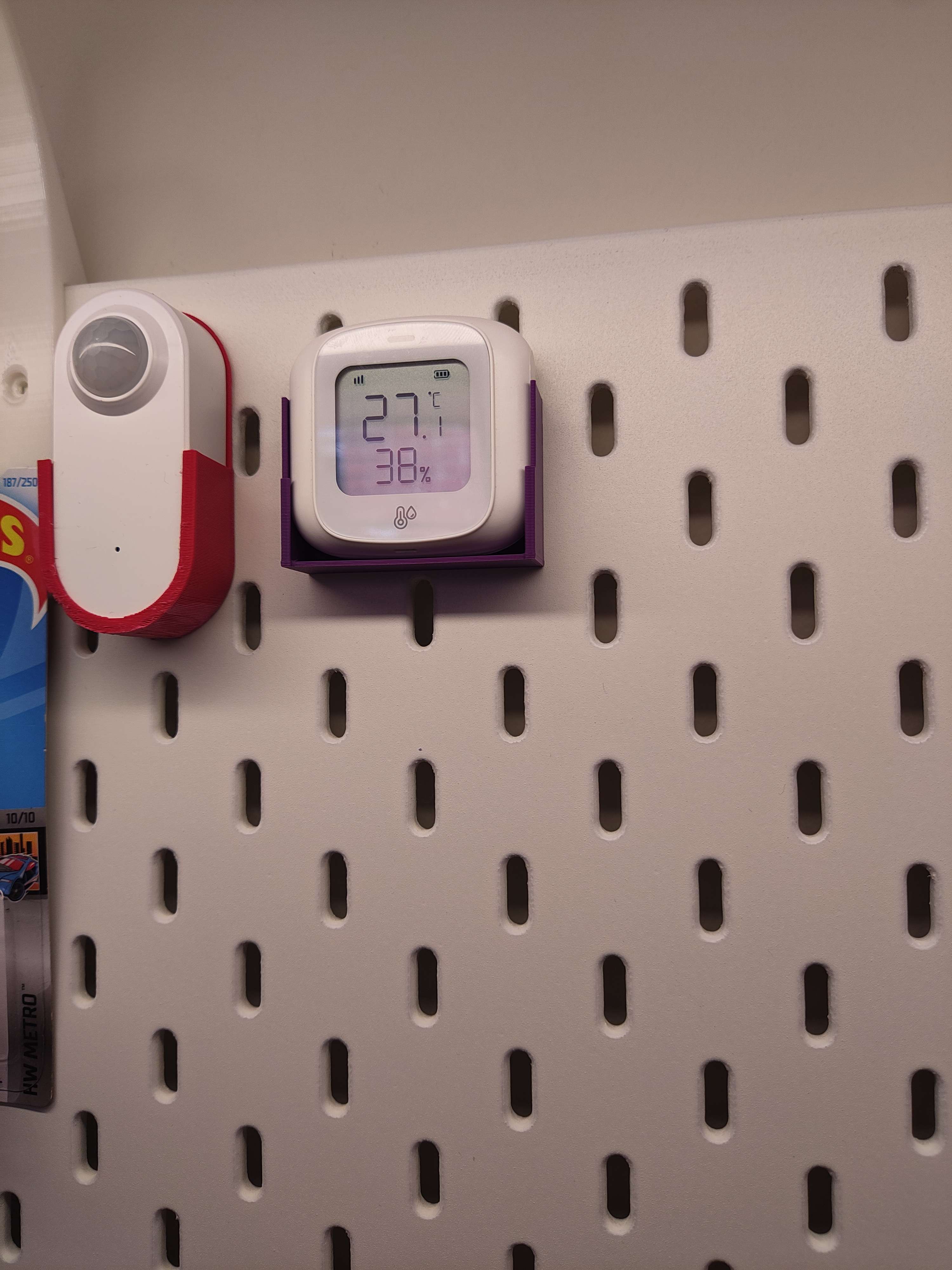 Skadis Zigbee Smart Temperature Sensor
