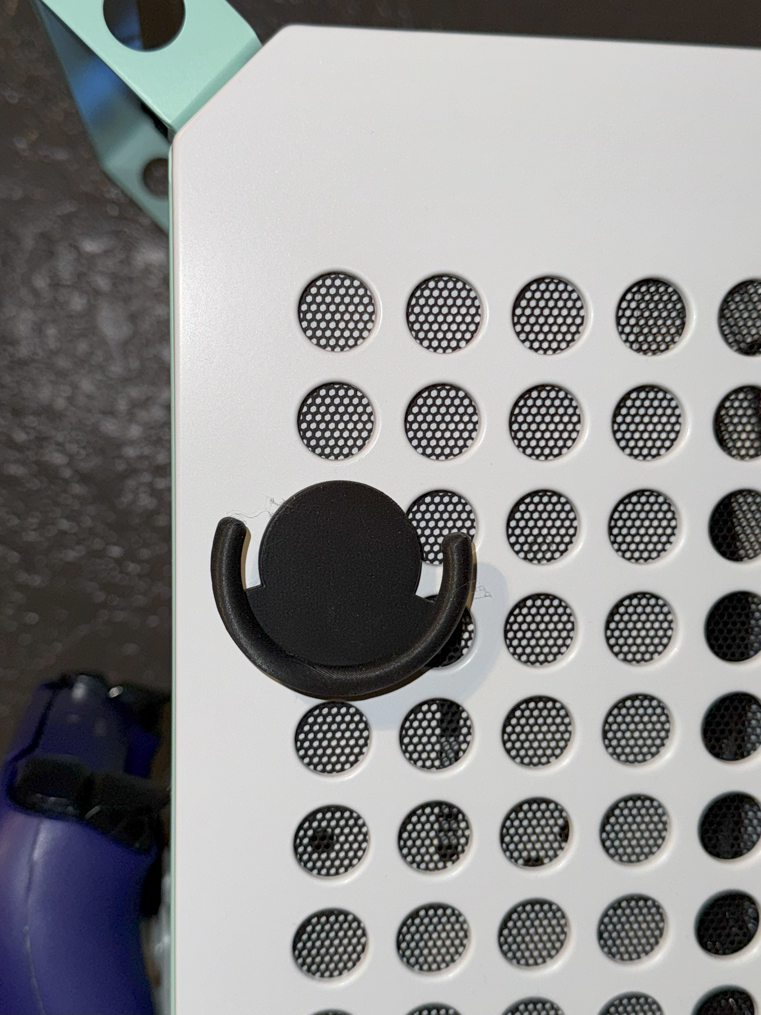 Qube 500 Pop Socket Attachment