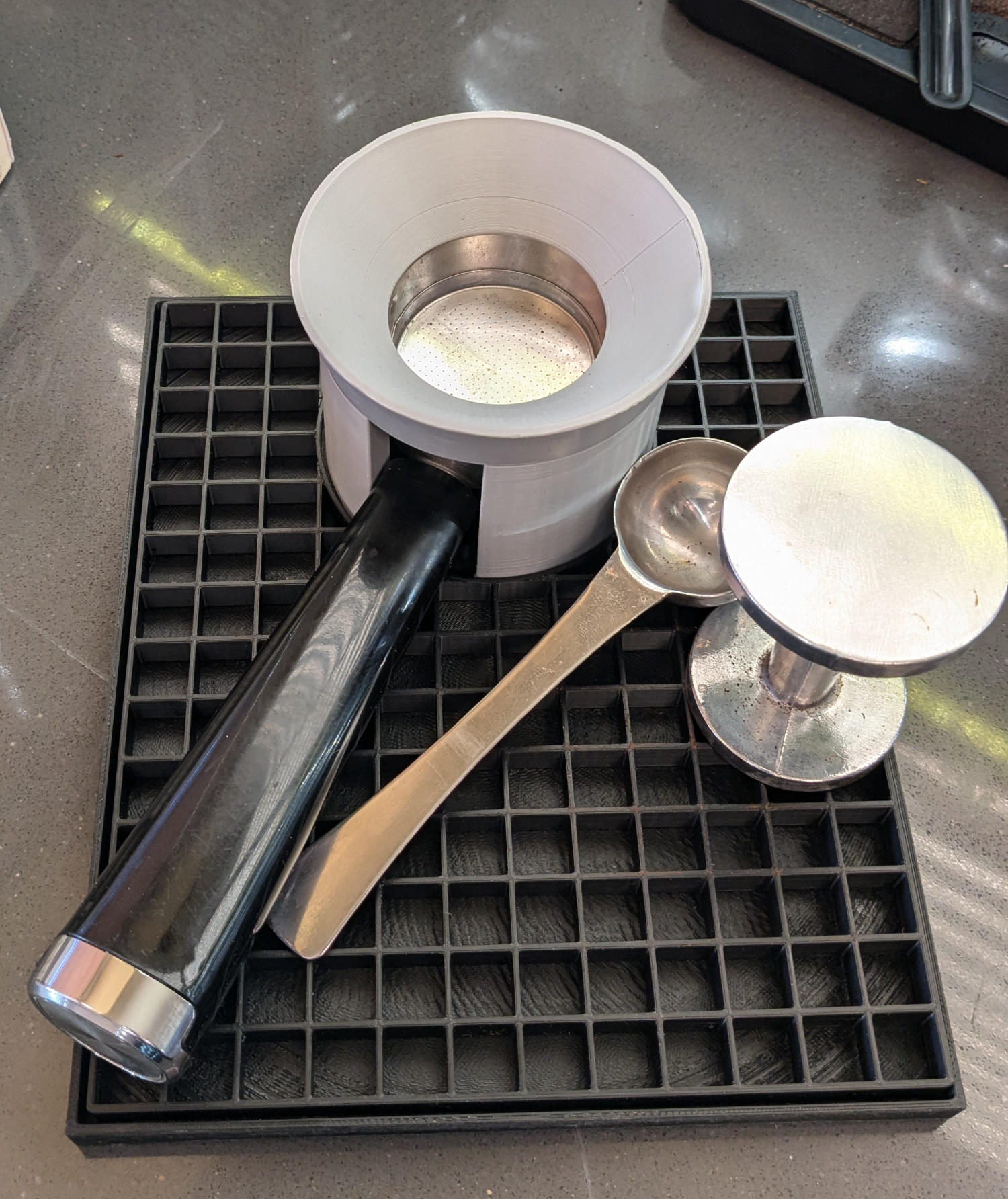 51mm locking portafilter  funnel