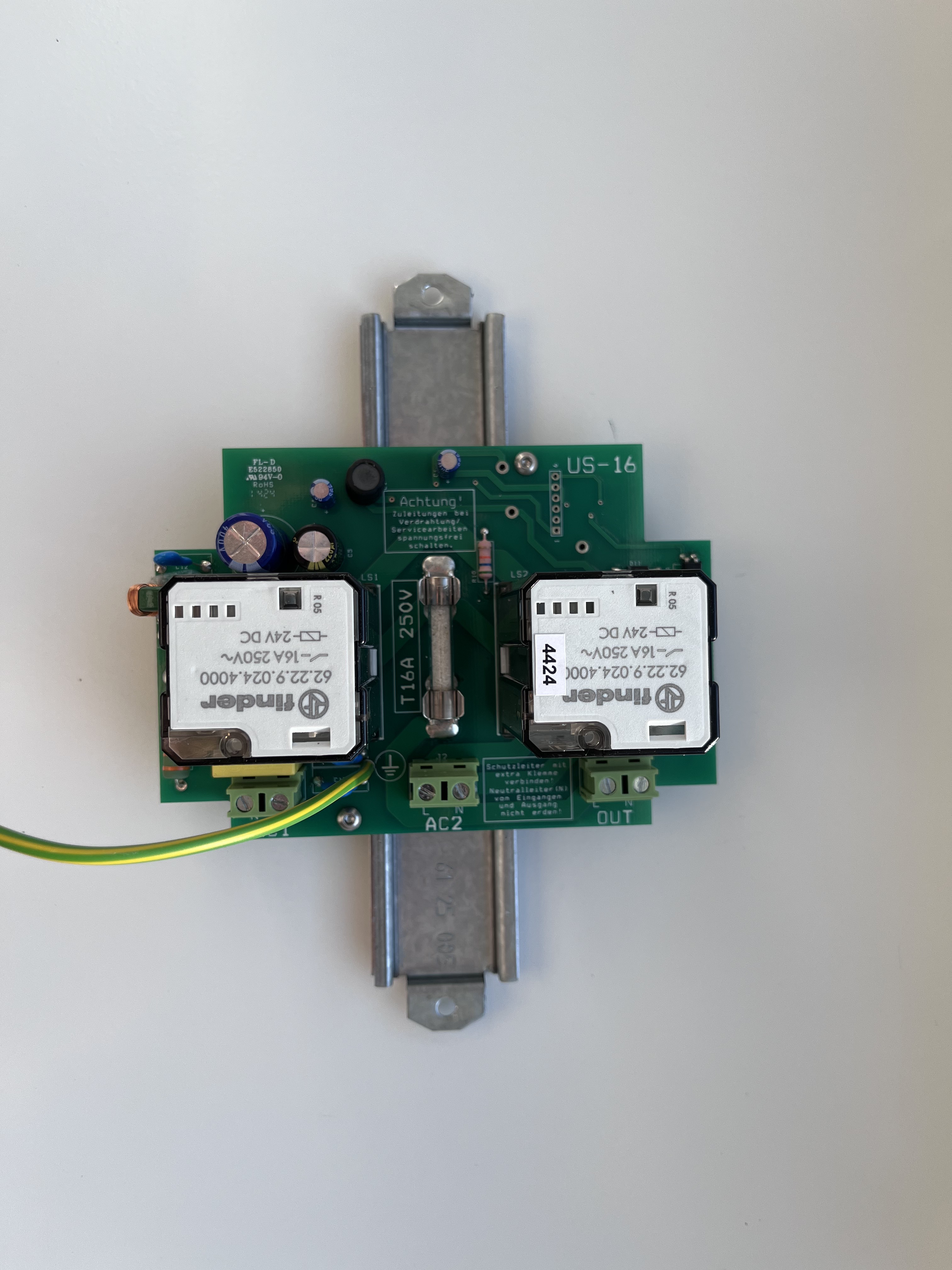 Offgridtec US-16 Switching Station DIN Rail Holder — miniatura 2