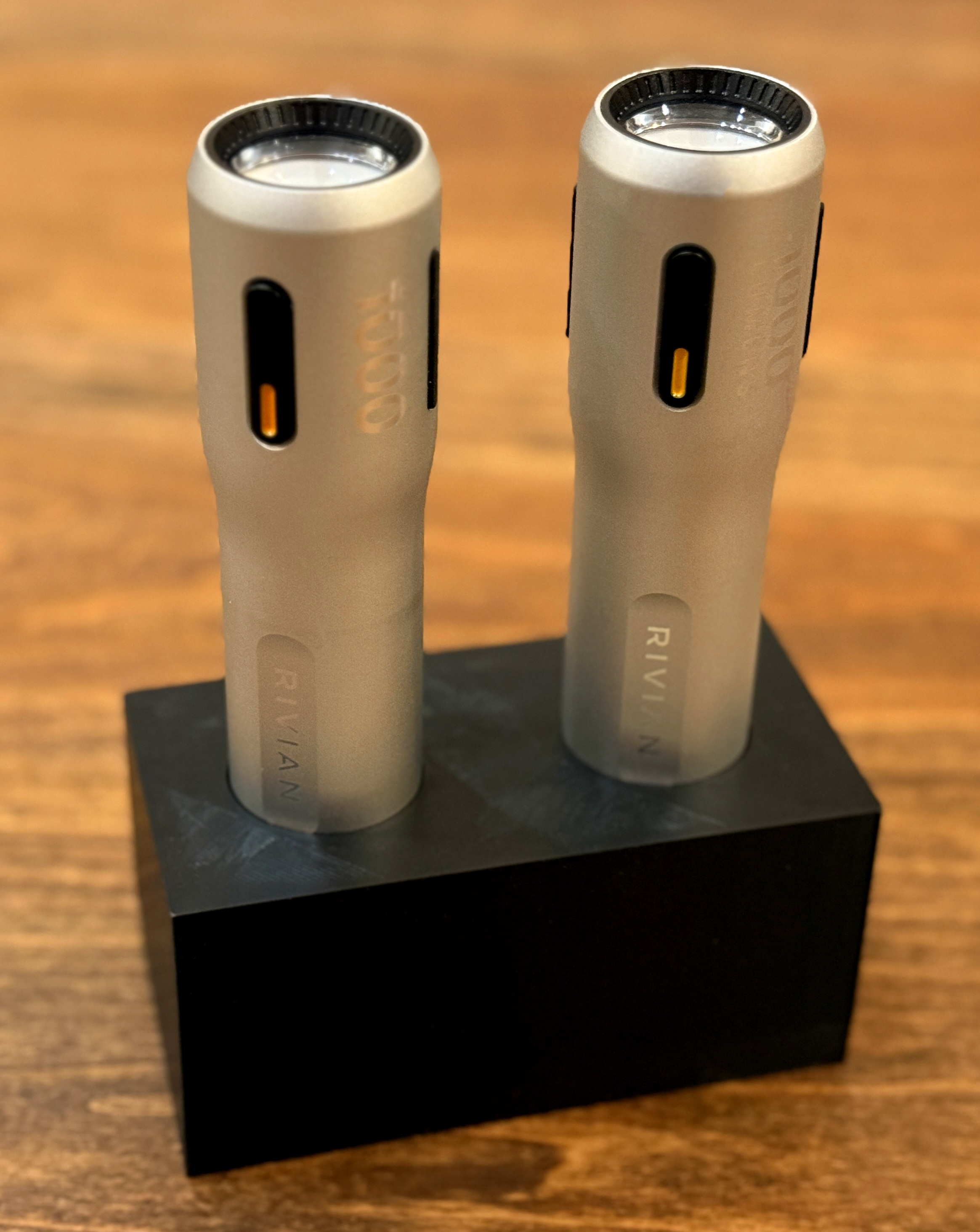 Rivian Dual Torch Dekstop Charger