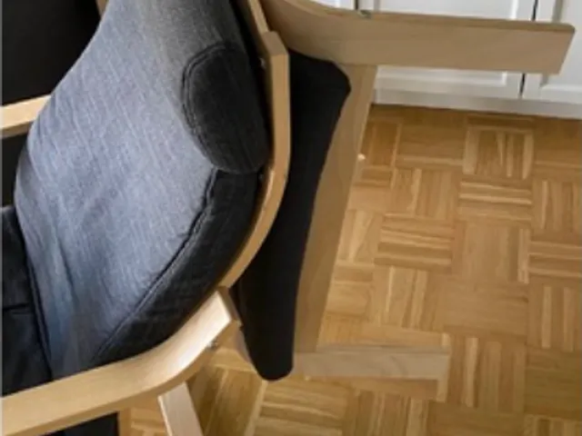 Poäng stool holder