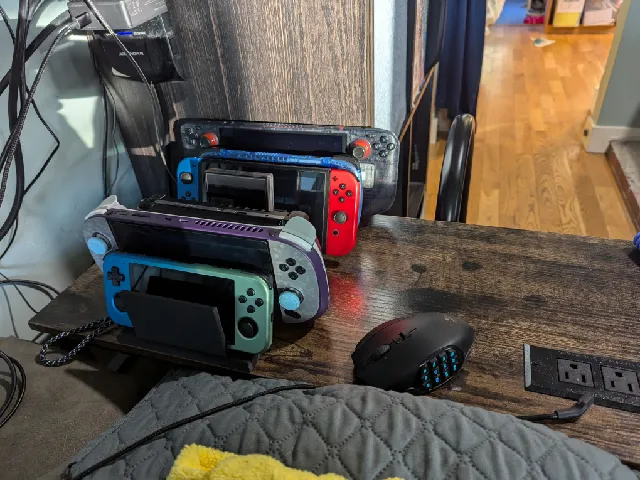 Handheld Stand