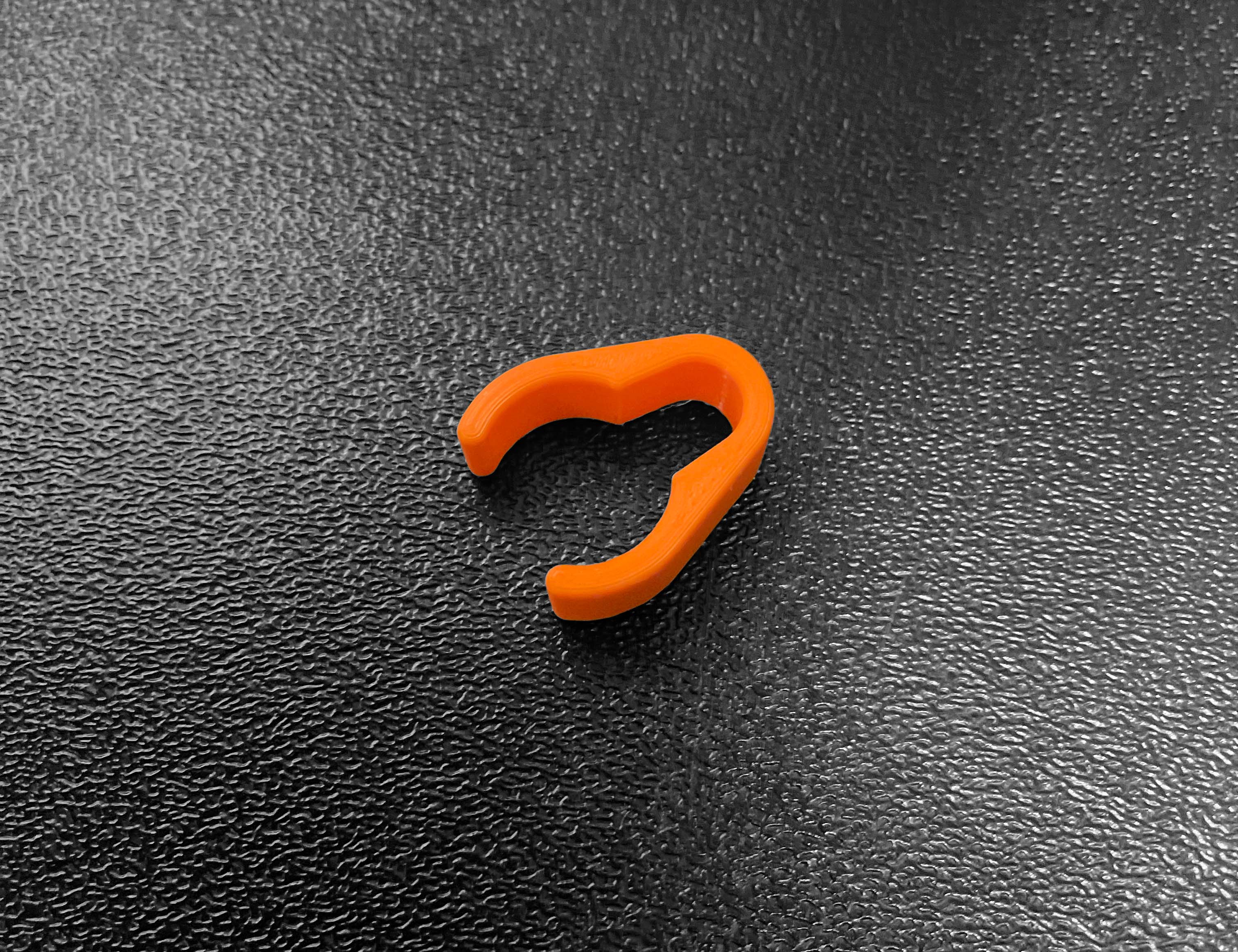 Universal Microphone Stand Cable Clip by astrophage Download free STL