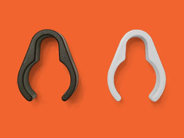 Universal Microphone Stand Cable Clip