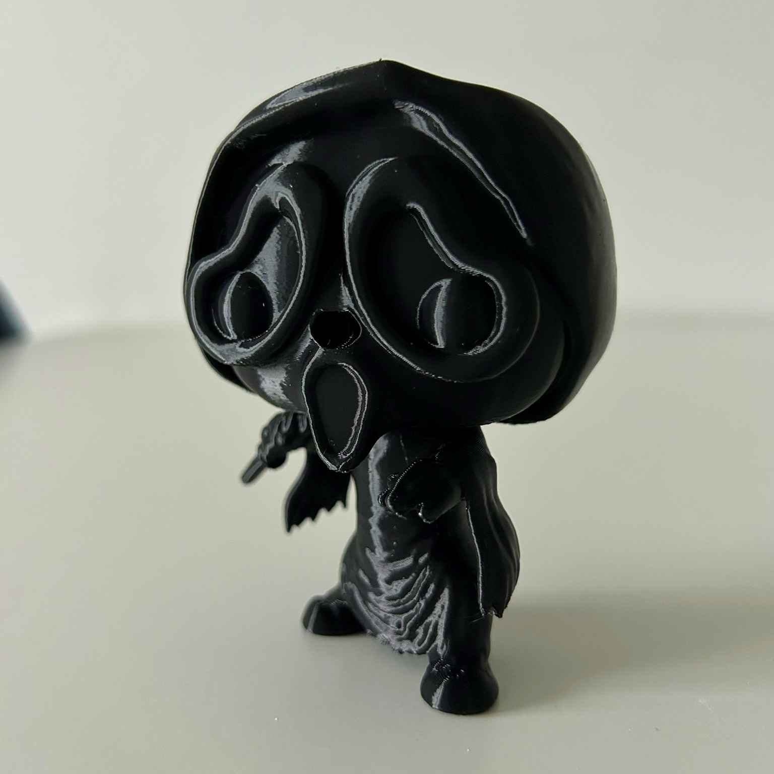 Funko-like Figure of Ghostface from Scream — miniatura 2