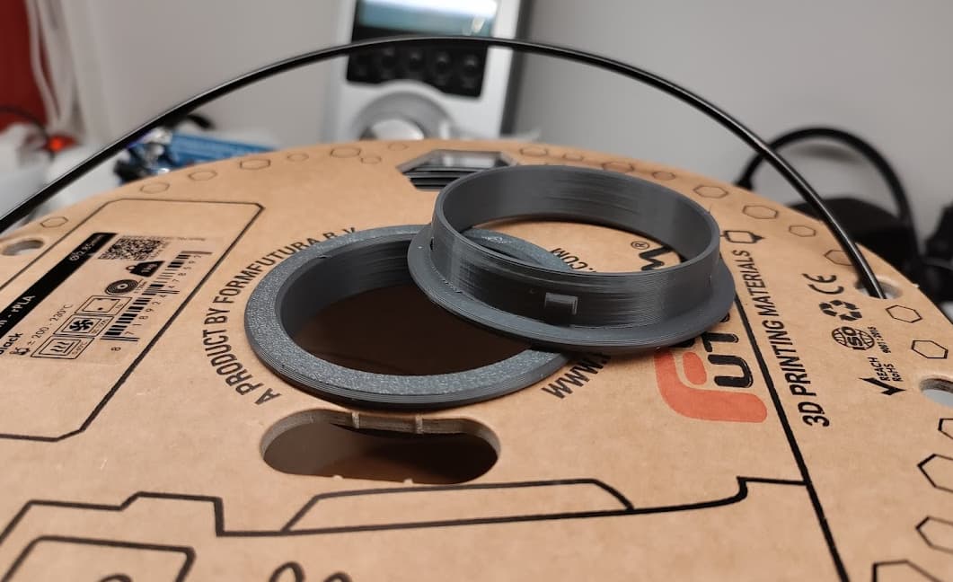 Cardboard spool insert.