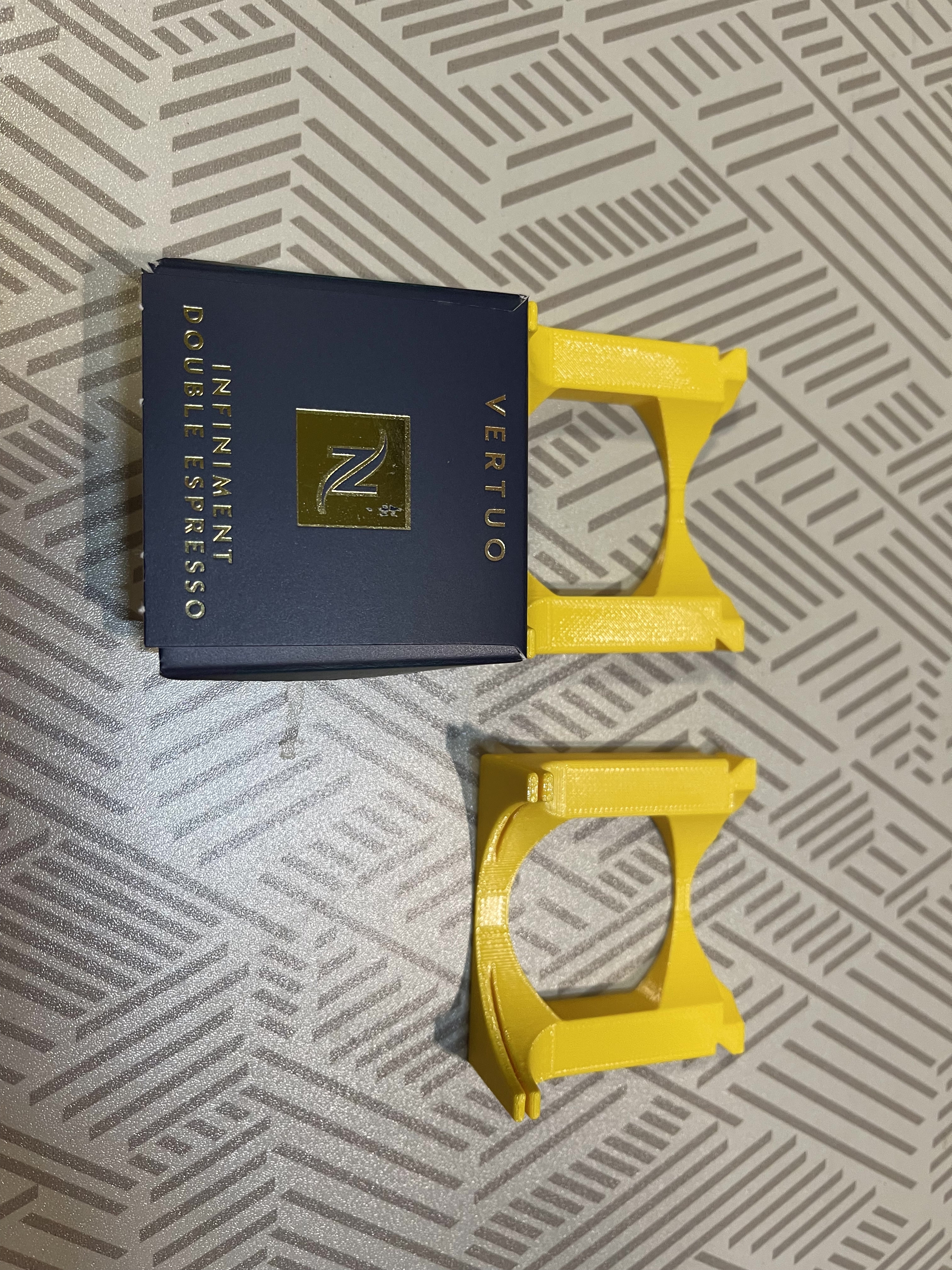 Nespresso box lid holder for @ochm Nespresso Vertuo capsule dispenser