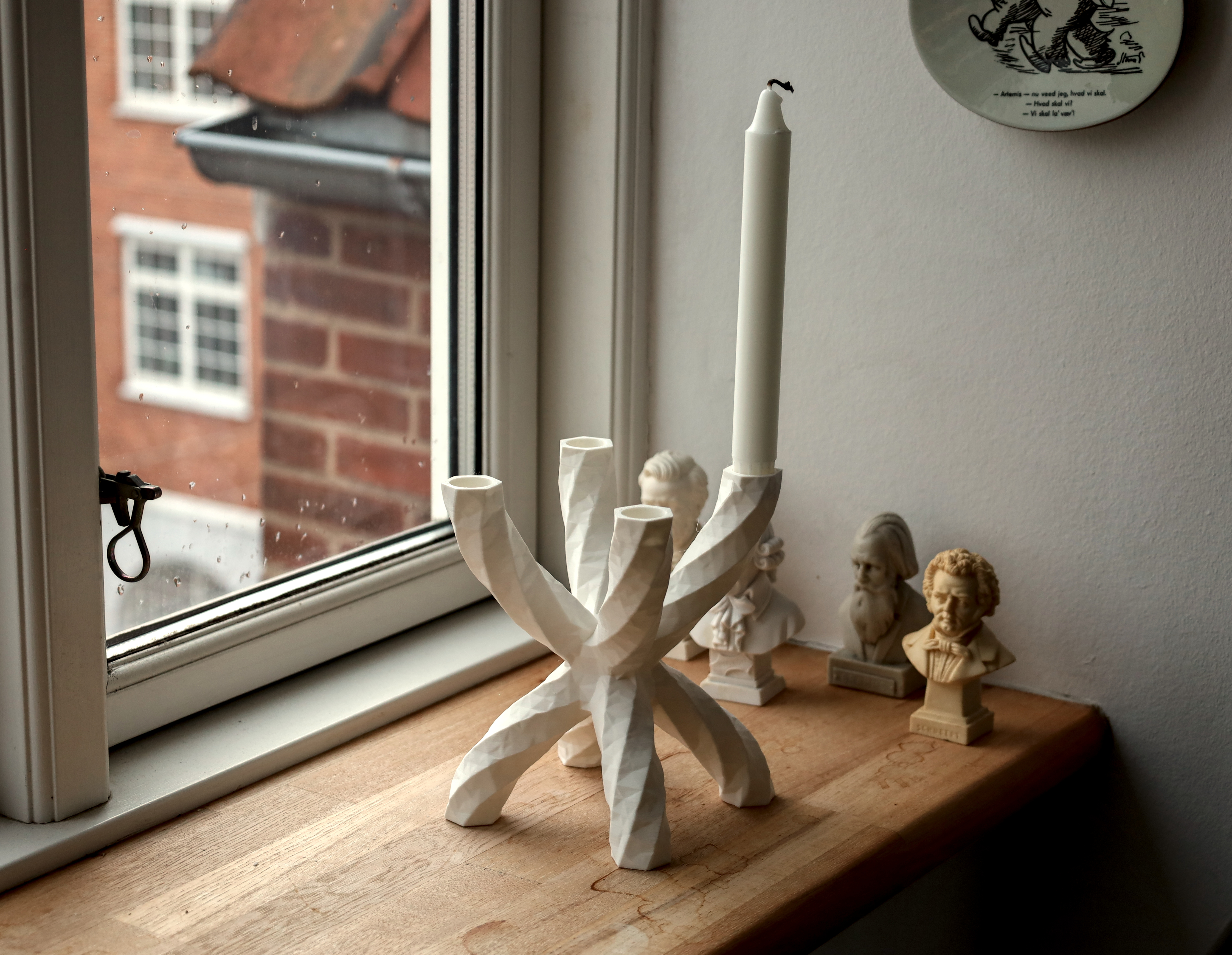 Low poly candle holder