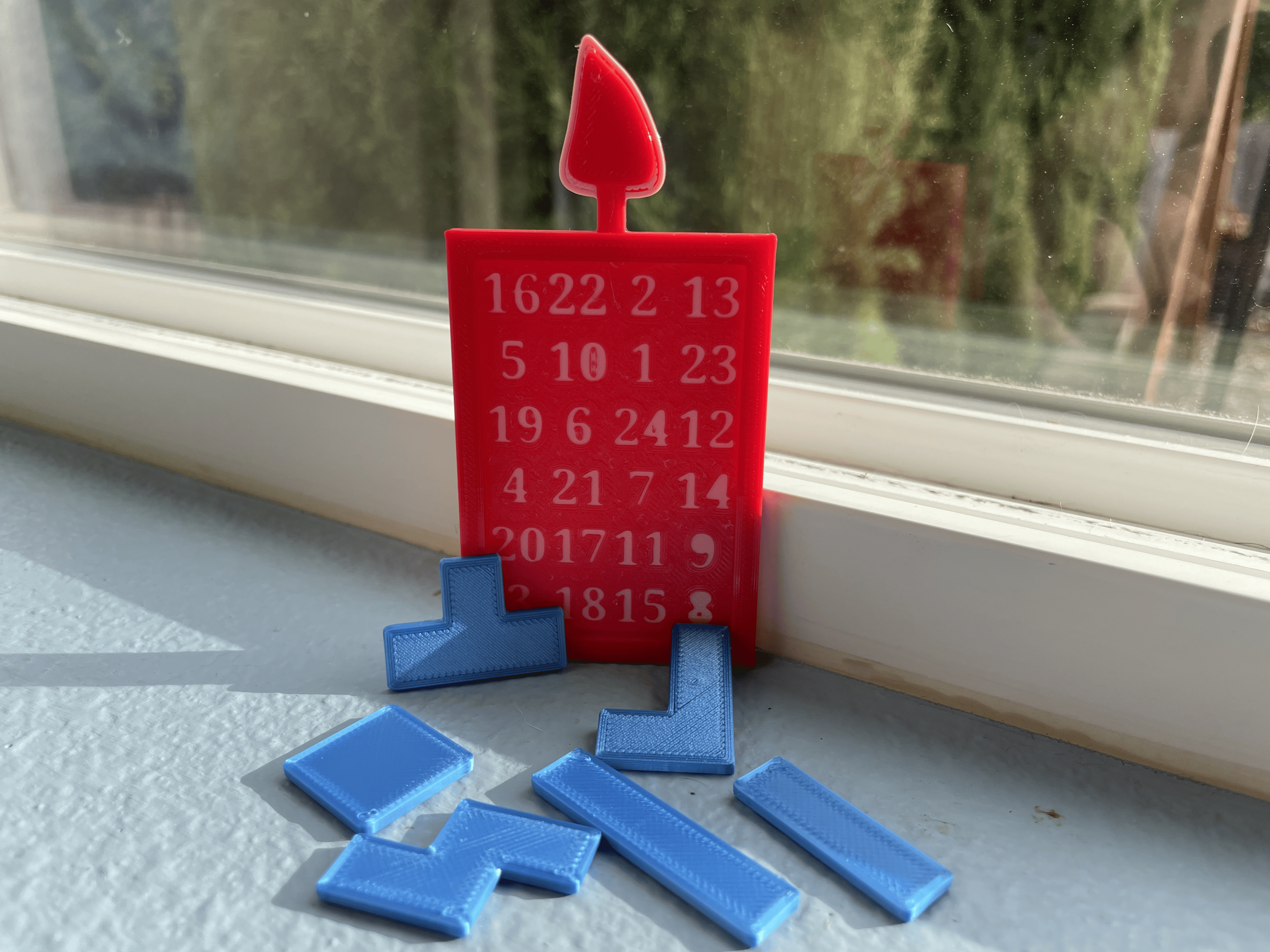 Advent Puzzle Candle