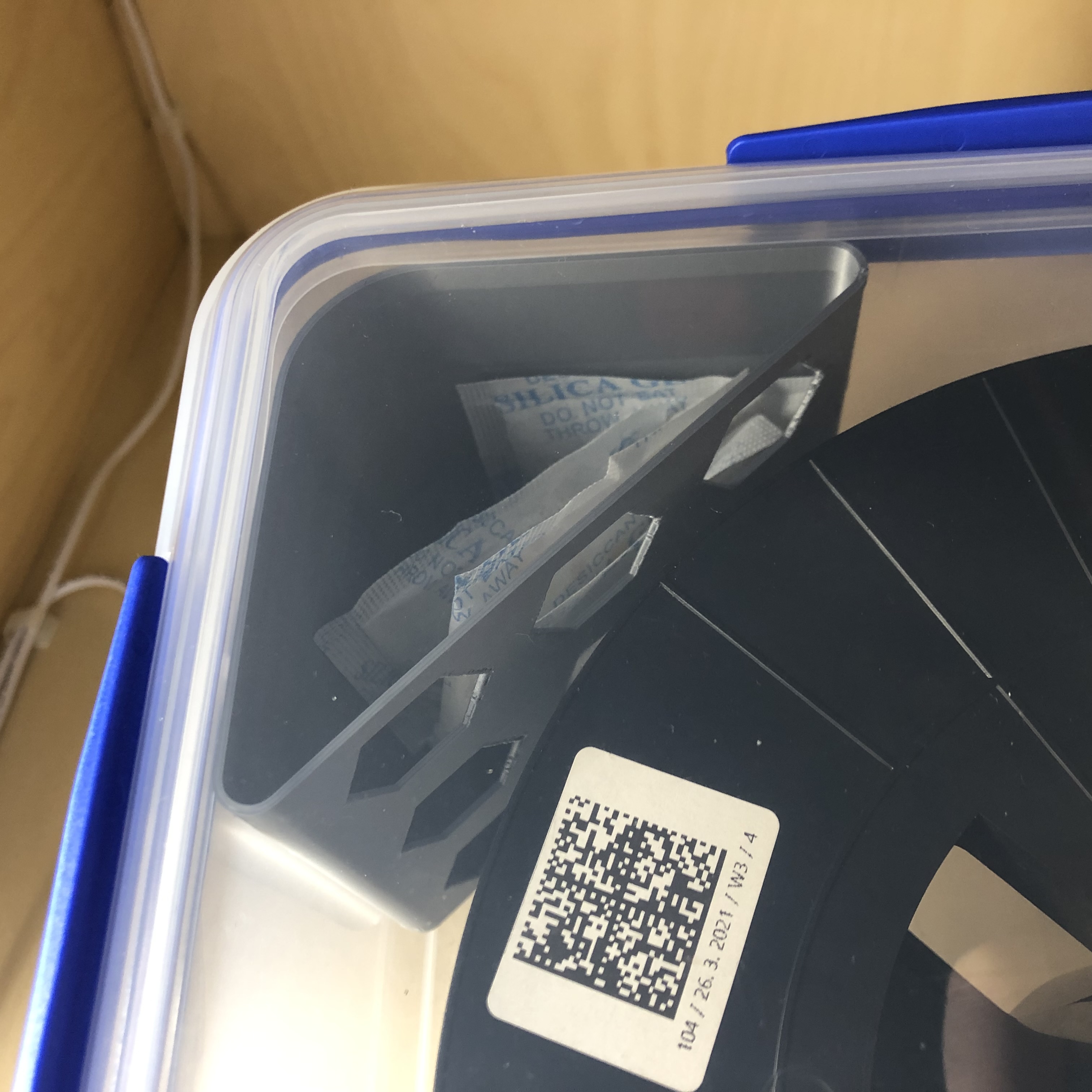 Silica Gel Sachet container