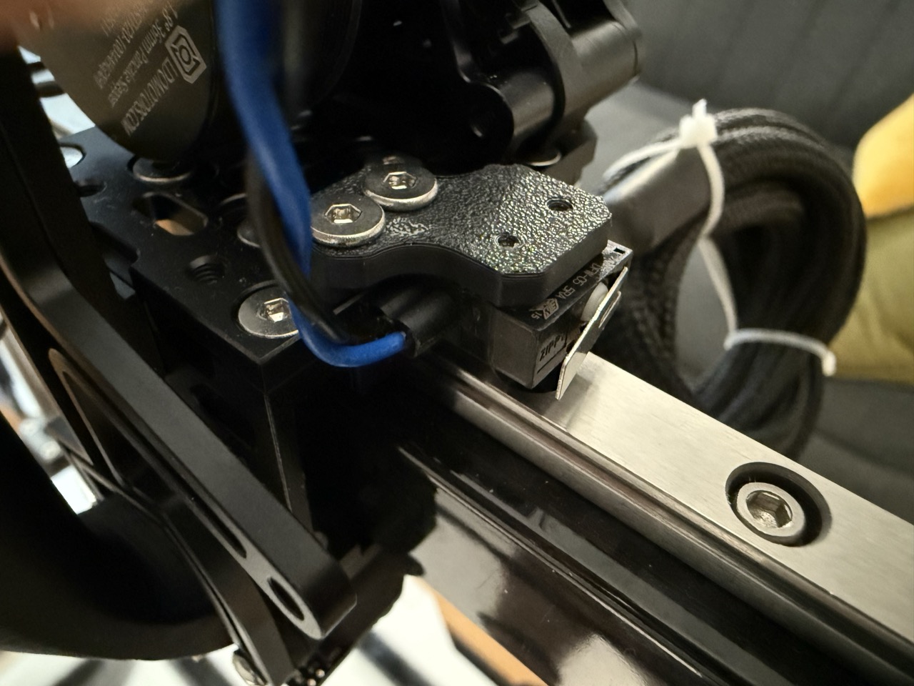 VzBot Printhead x-endstop-mount for DFW-05 micro switch