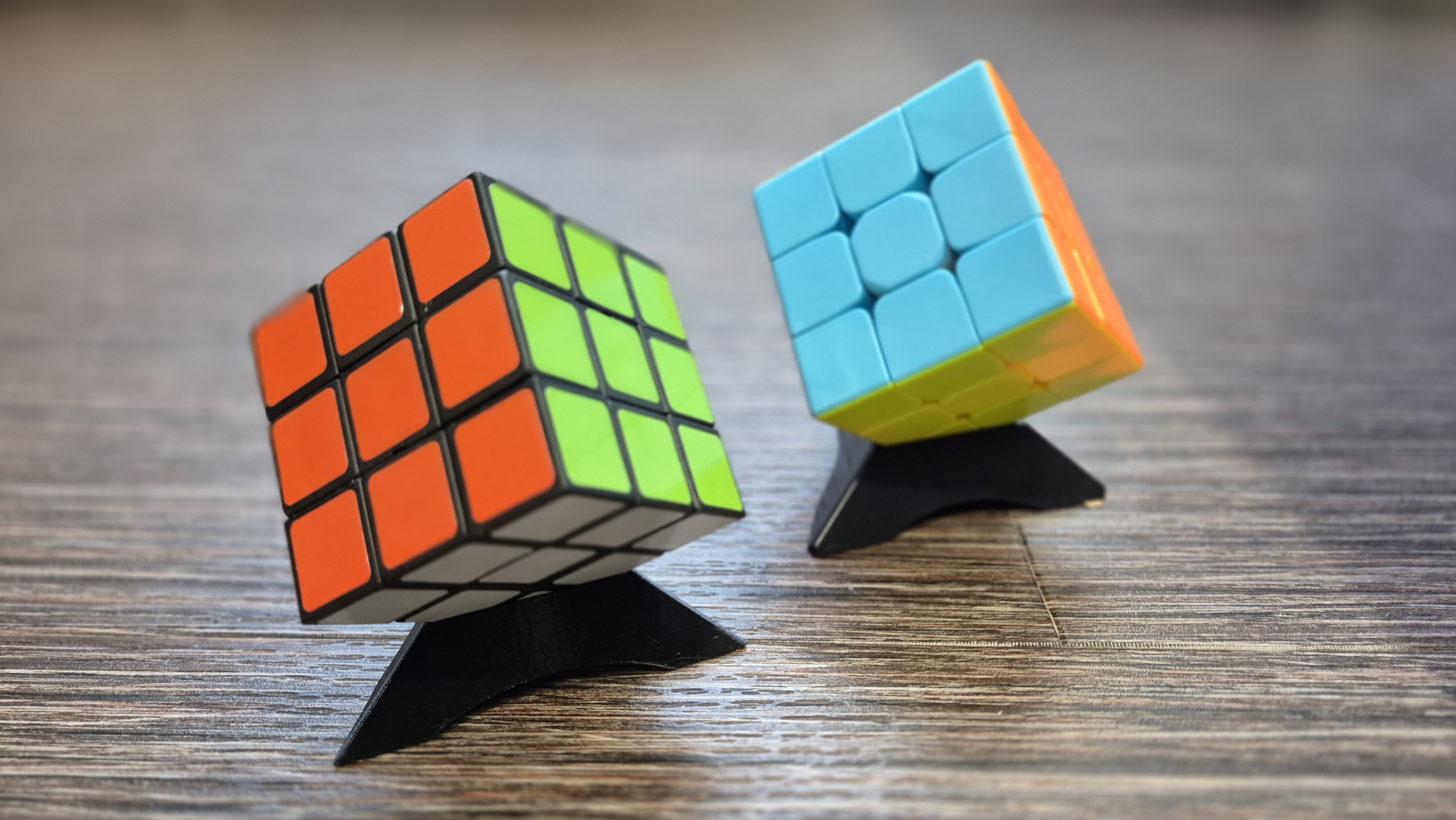 Rubik's cube stand